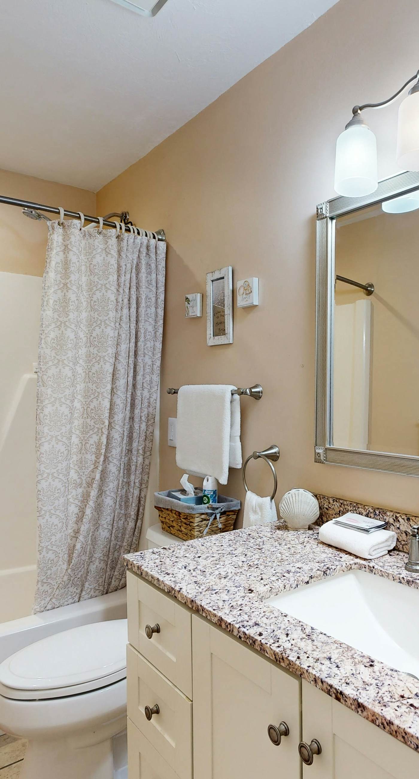 Gorgeous coastal home with shared pool and easy beach access