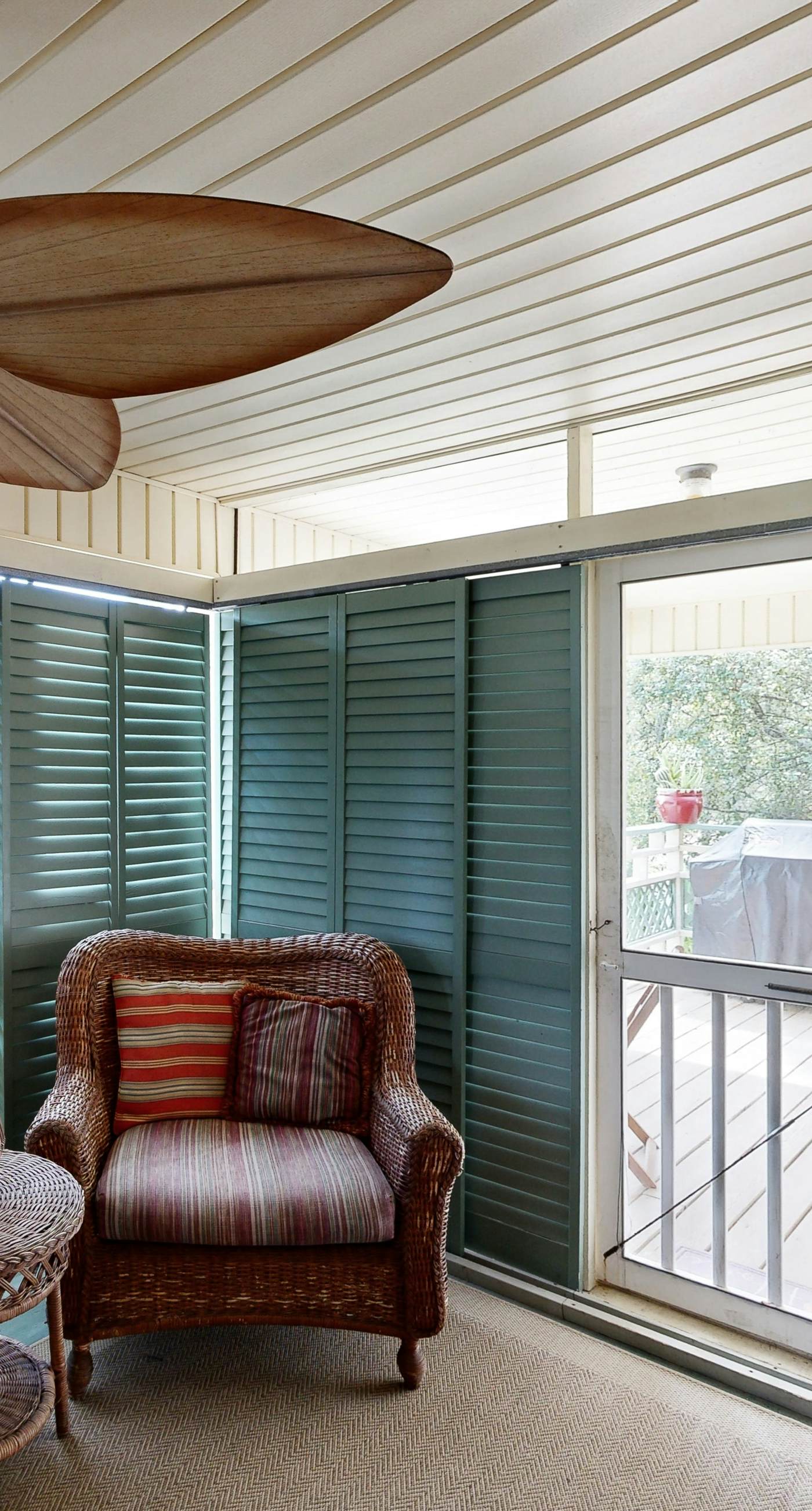 Gorgeous coastal home with shared pool and easy beach access