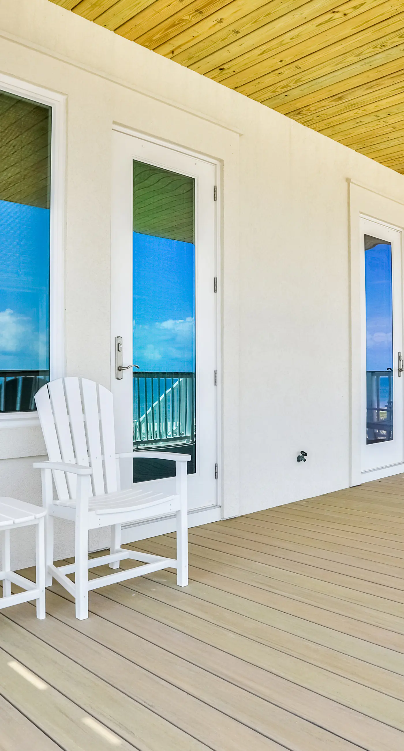 Scenic waterfront home with five bedrooms & easy beach access - dog-friendly