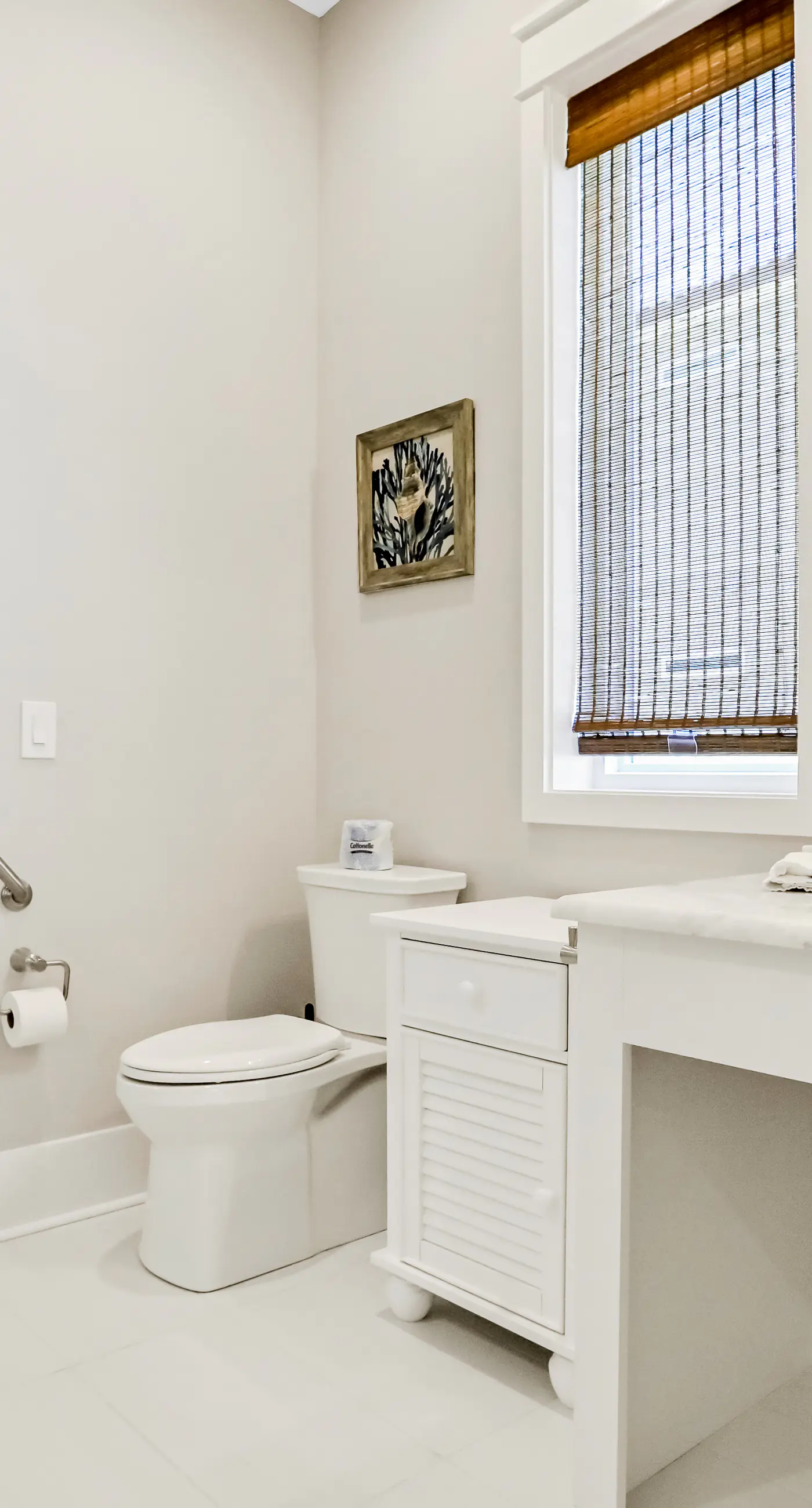 Scenic waterfront home with five bedrooms & easy beach access - dog-friendly