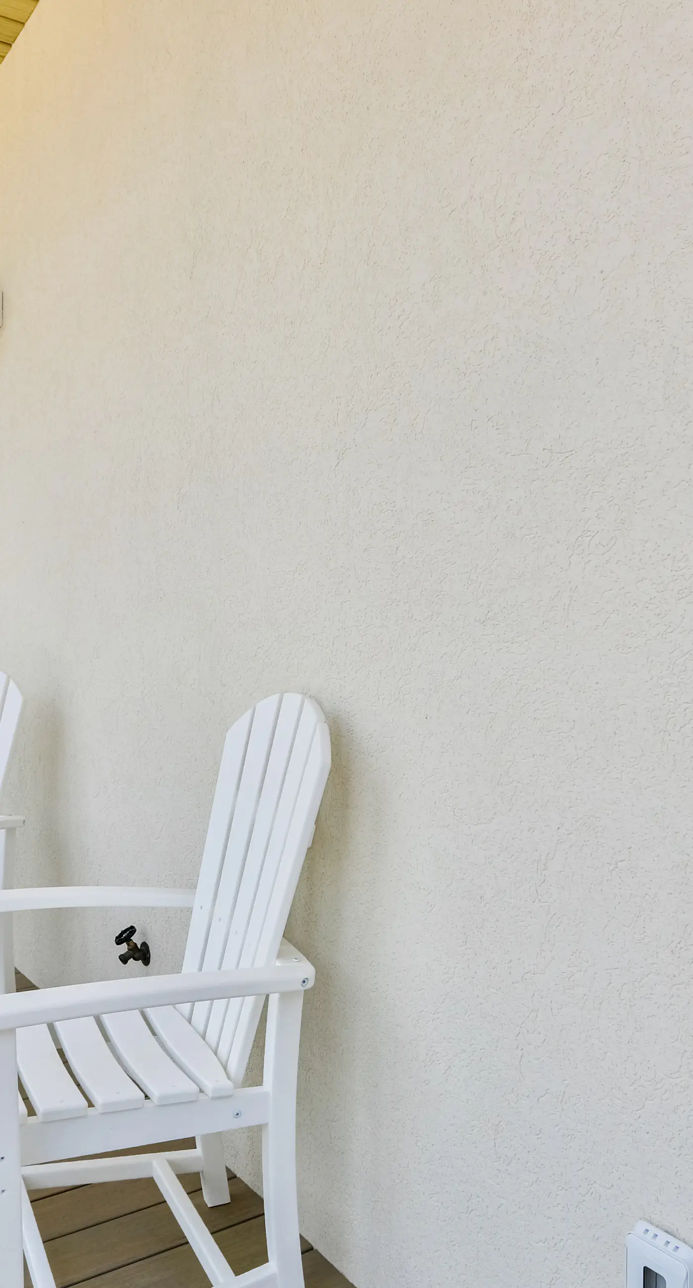 Scenic waterfront home with five bedrooms & easy beach access - dog-friendly