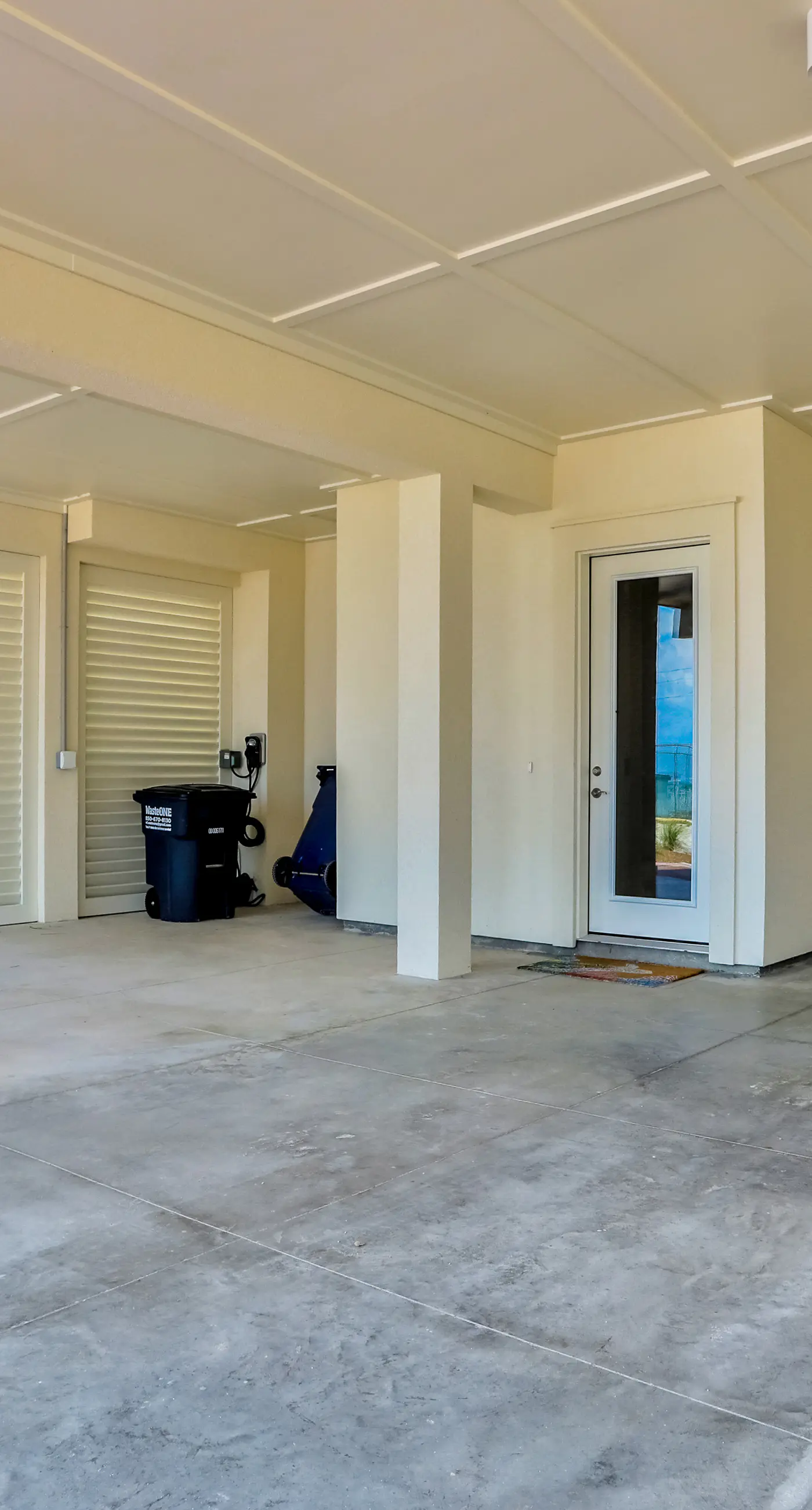 Scenic waterfront home with five bedrooms & easy beach access - dog-friendly