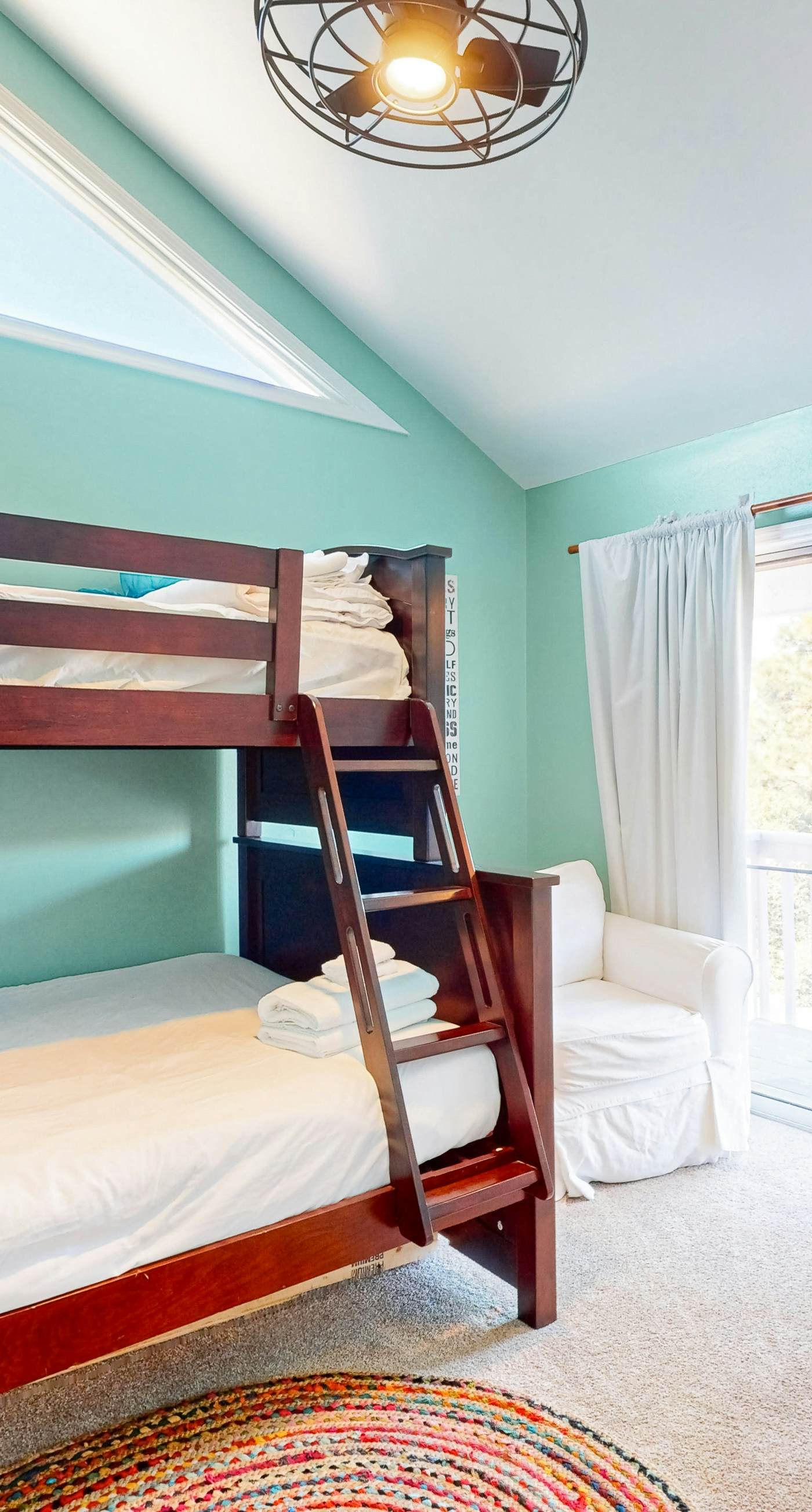 Coastal hideaway with a hot tub, outdoor shower, firepit, & deck - dog-friendly