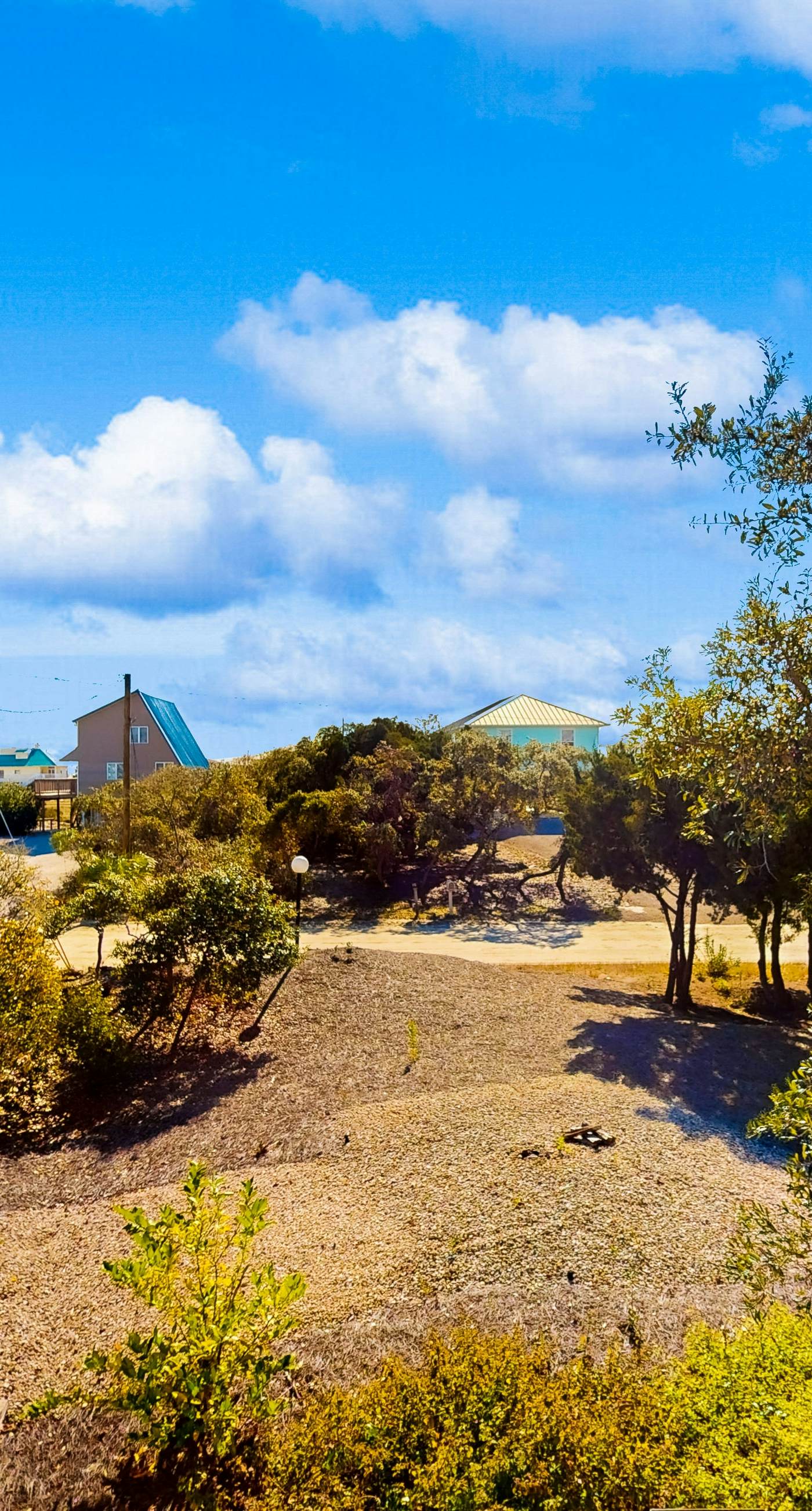 Coastal hideaway with a hot tub, outdoor shower, firepit, & deck - dog-friendly