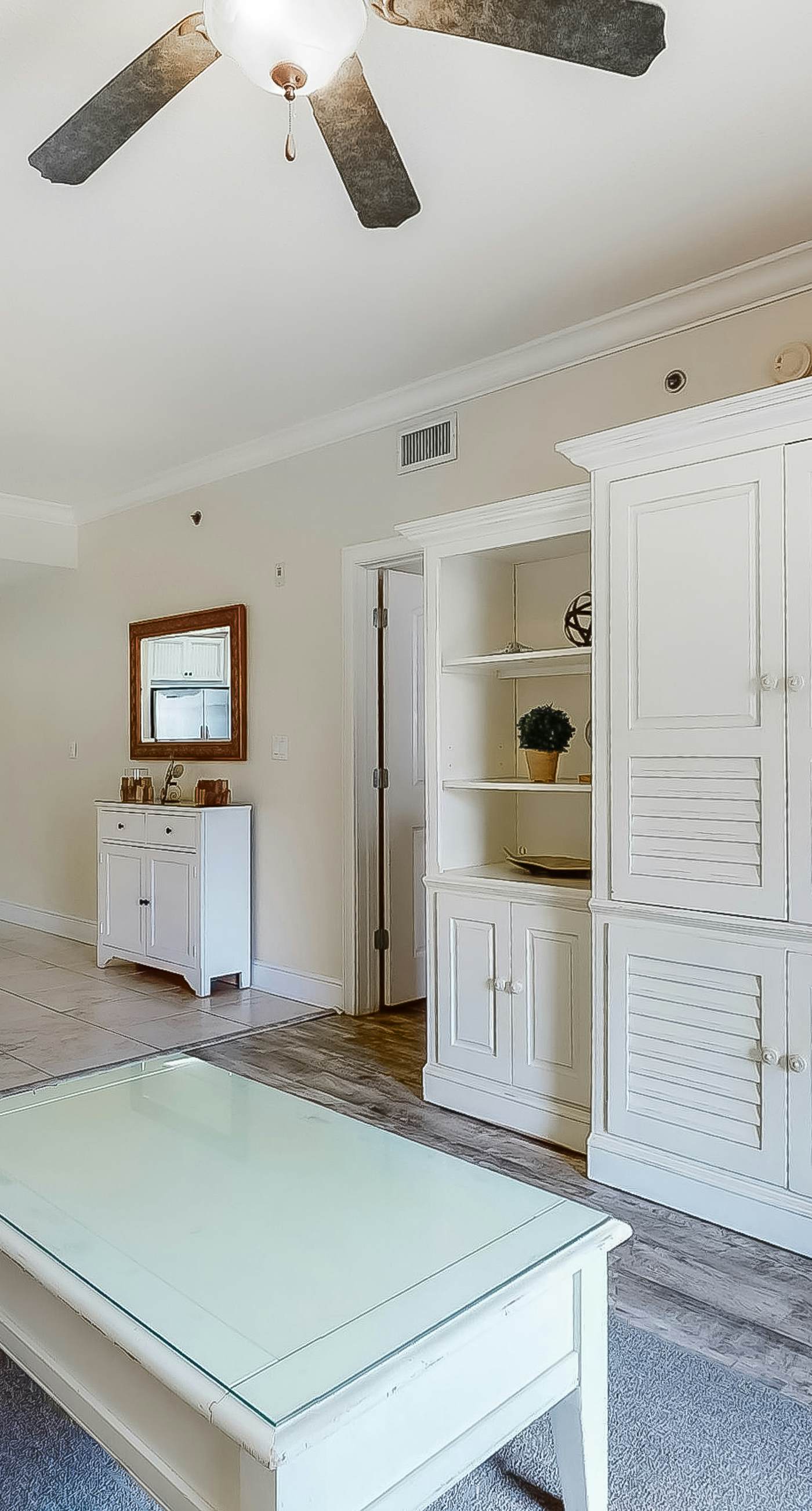 Azure 520 Floor Gulf Front Condo Fun Amenities, Nearby Shopping & Dining