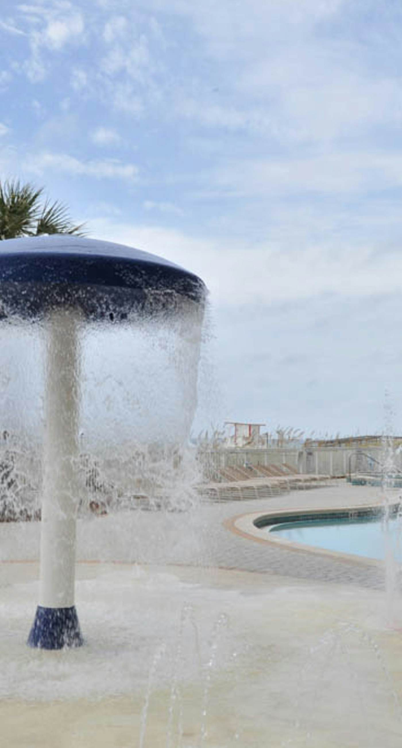 Azure 520 Floor Gulf Front Condo Fun Amenities, Nearby Shopping & Dining