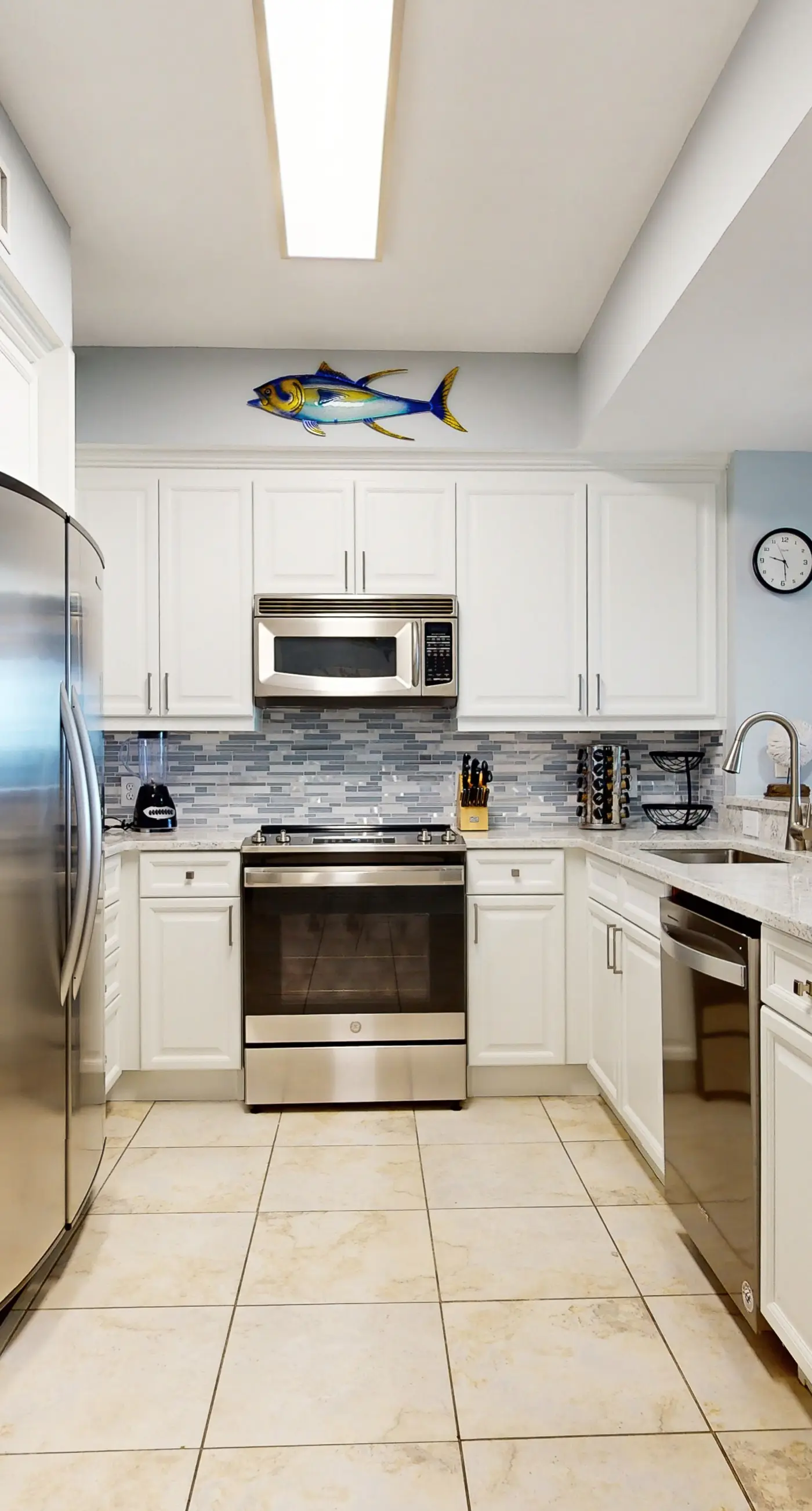 gulf front condo steps from the sand with shared pool,hot tub & more
