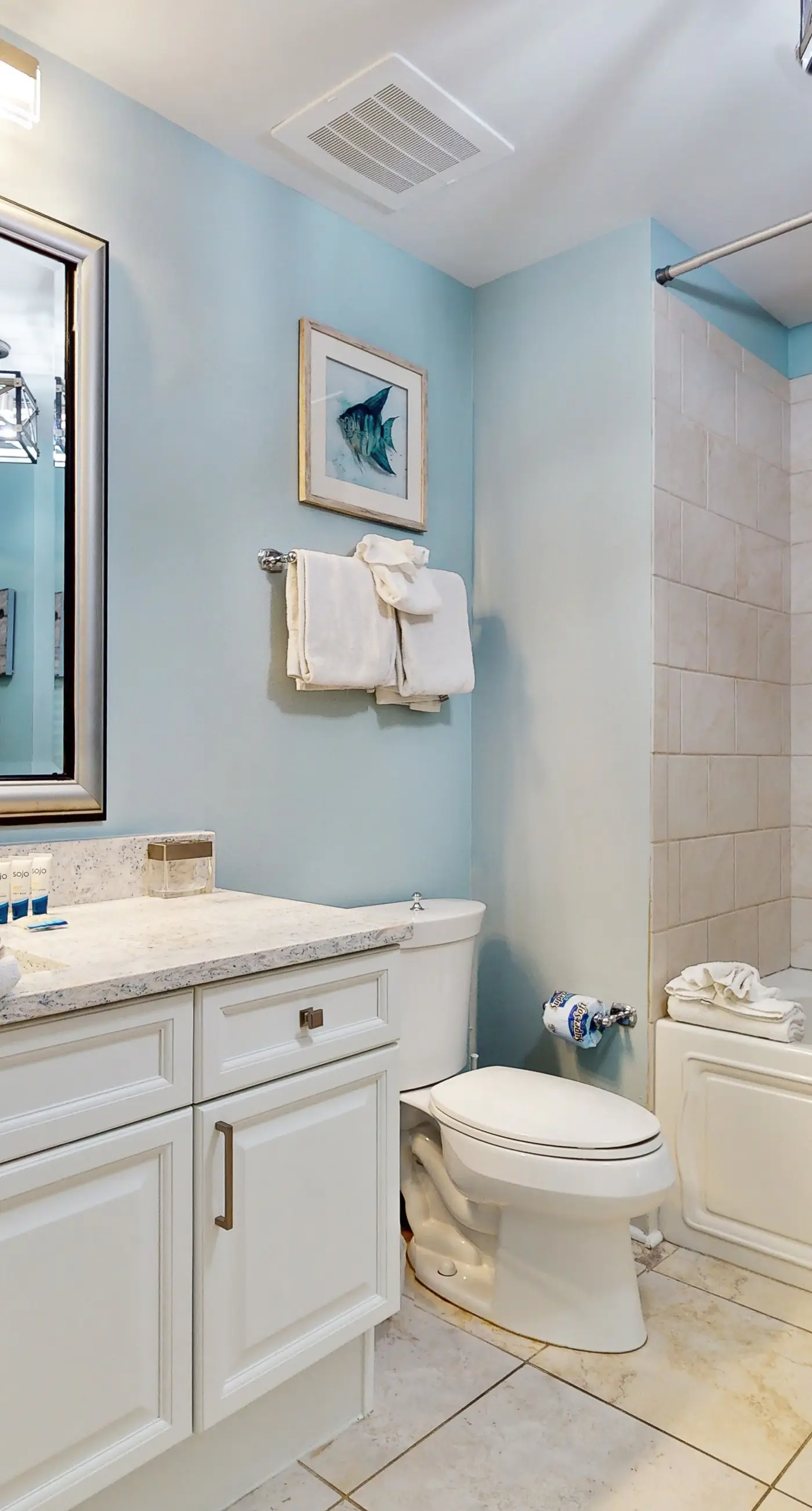 gulf front condo steps from the sand with shared pool,hot tub & more