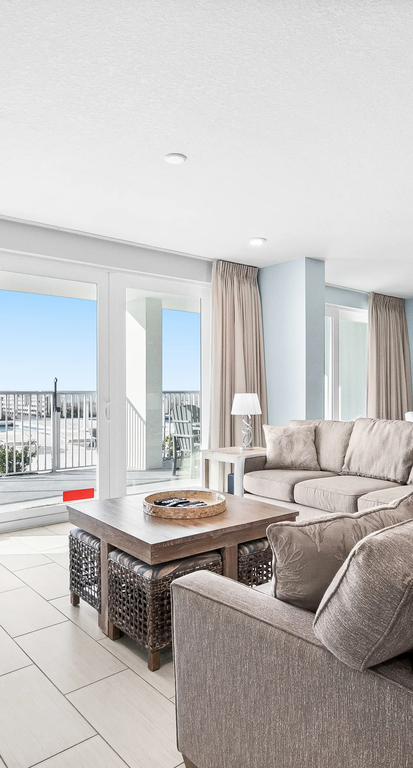 Blu 103 - Luxurious gulf-front condo with resort amenities - near entertainment