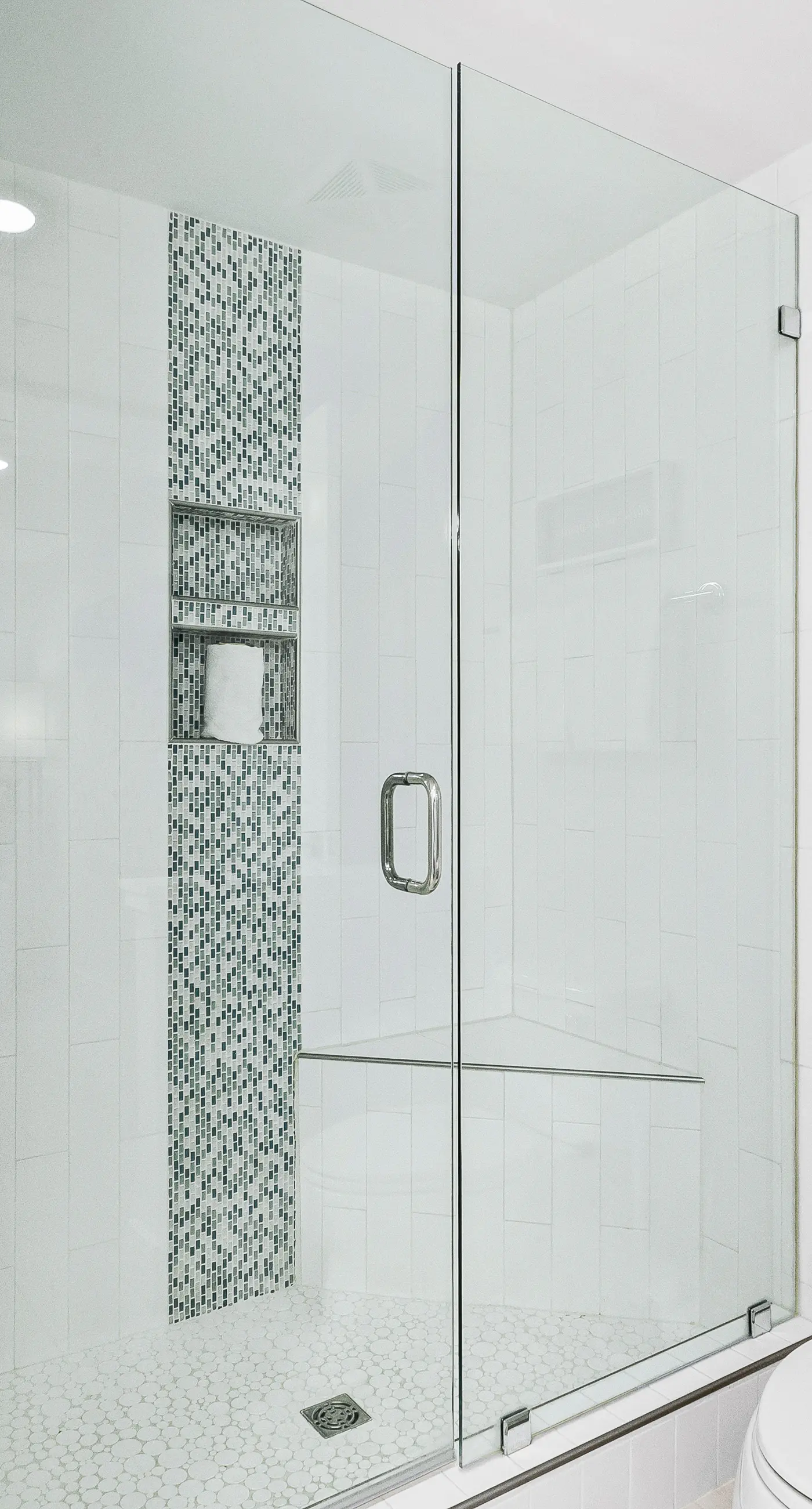 Blu 103 - Luxurious gulf-front condo with resort amenities - near entertainment