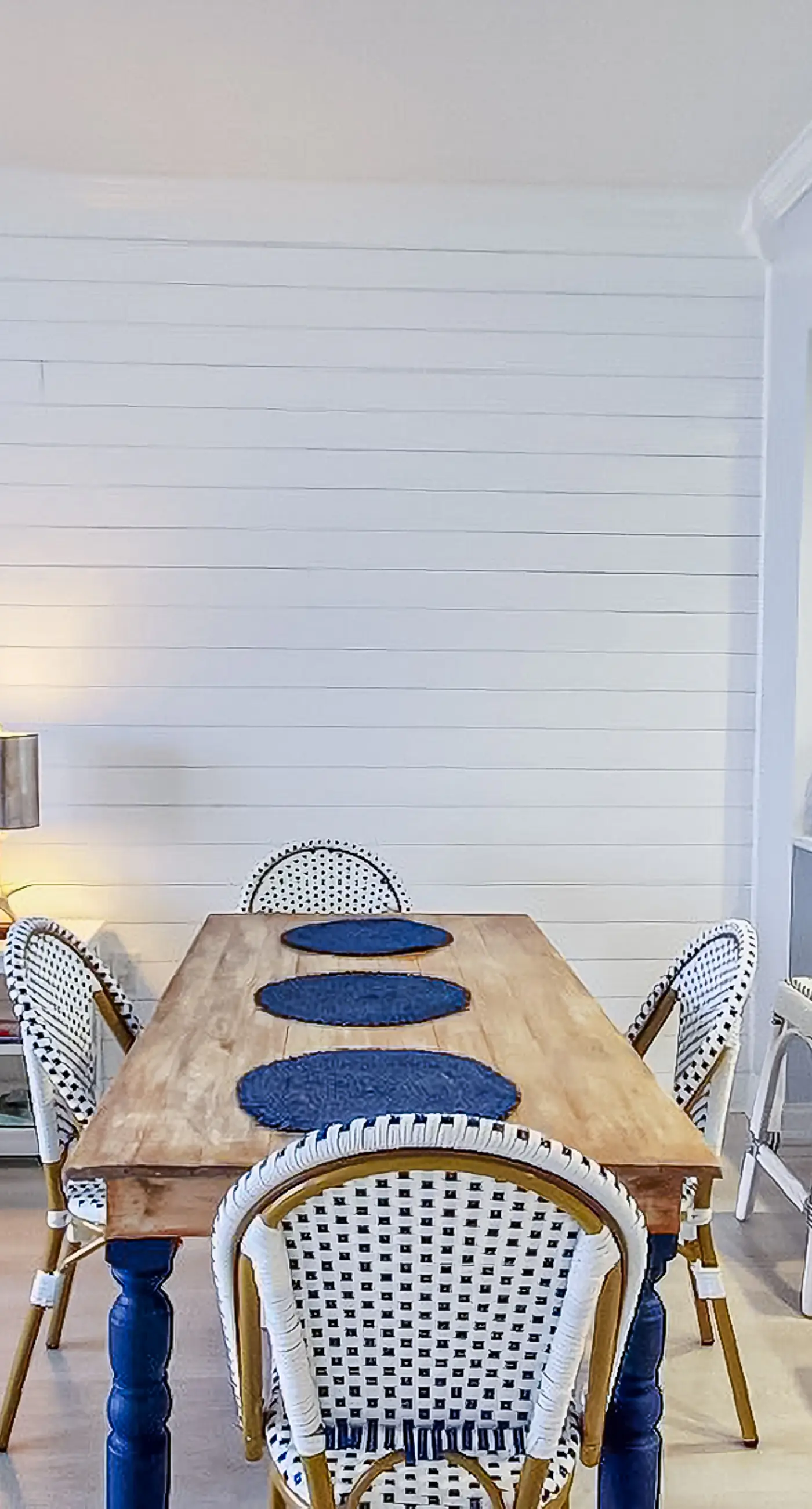 Water's Edge 312- Exquisite 3rd floor beachfront condo, shared pool and beach access