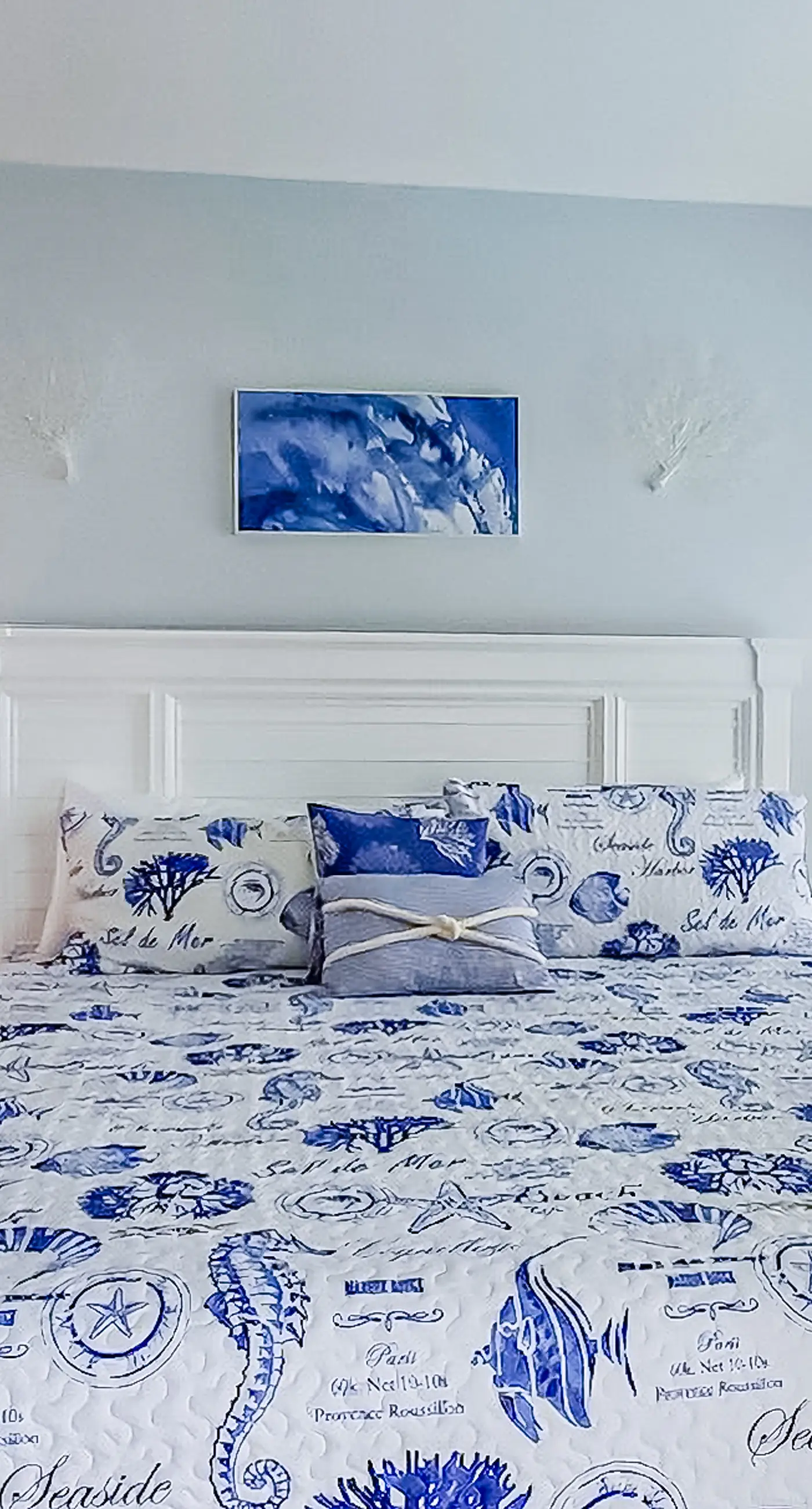 Water's Edge 312- Exquisite 3rd floor beachfront condo, shared pool and beach access