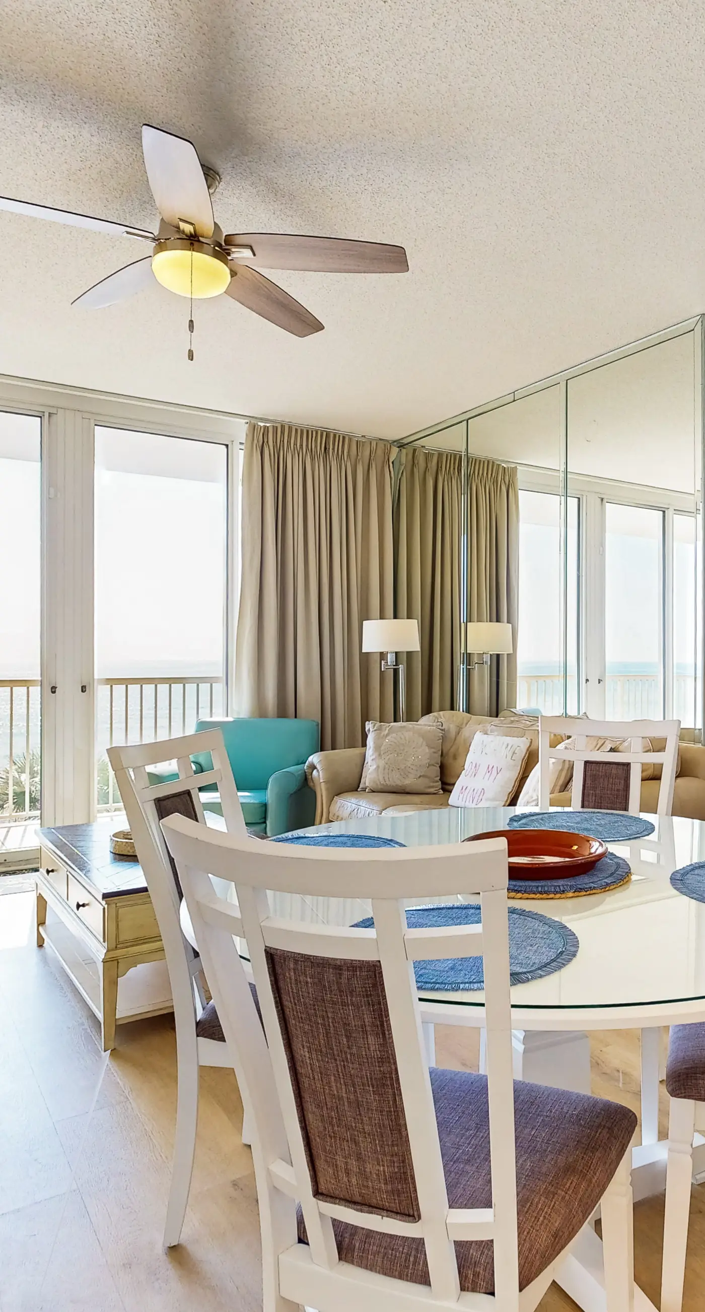 Waters Edge 418- Gorgeous corner unit with plenty of space, shared pool and beach access