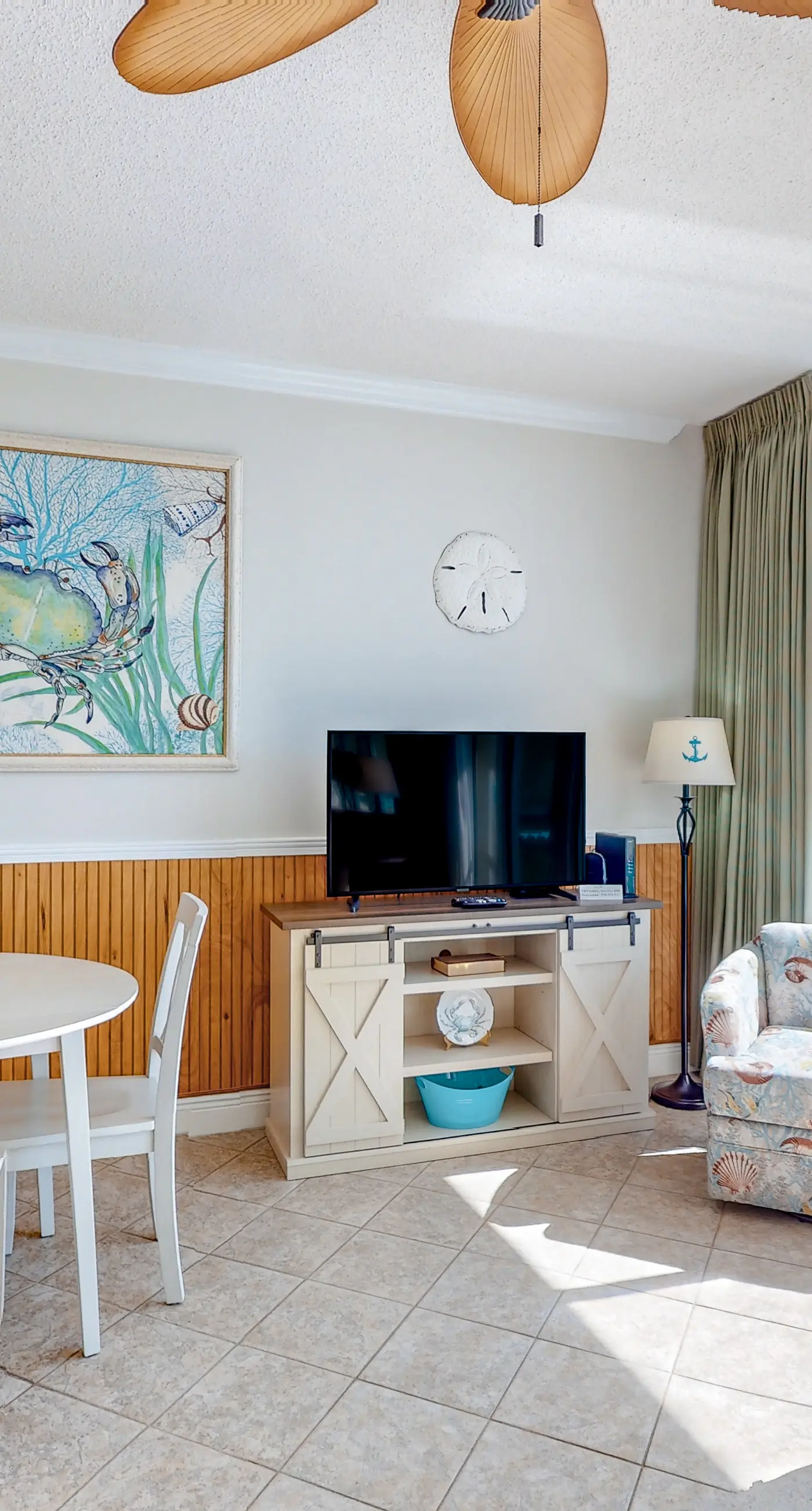 Waters Edge 513
