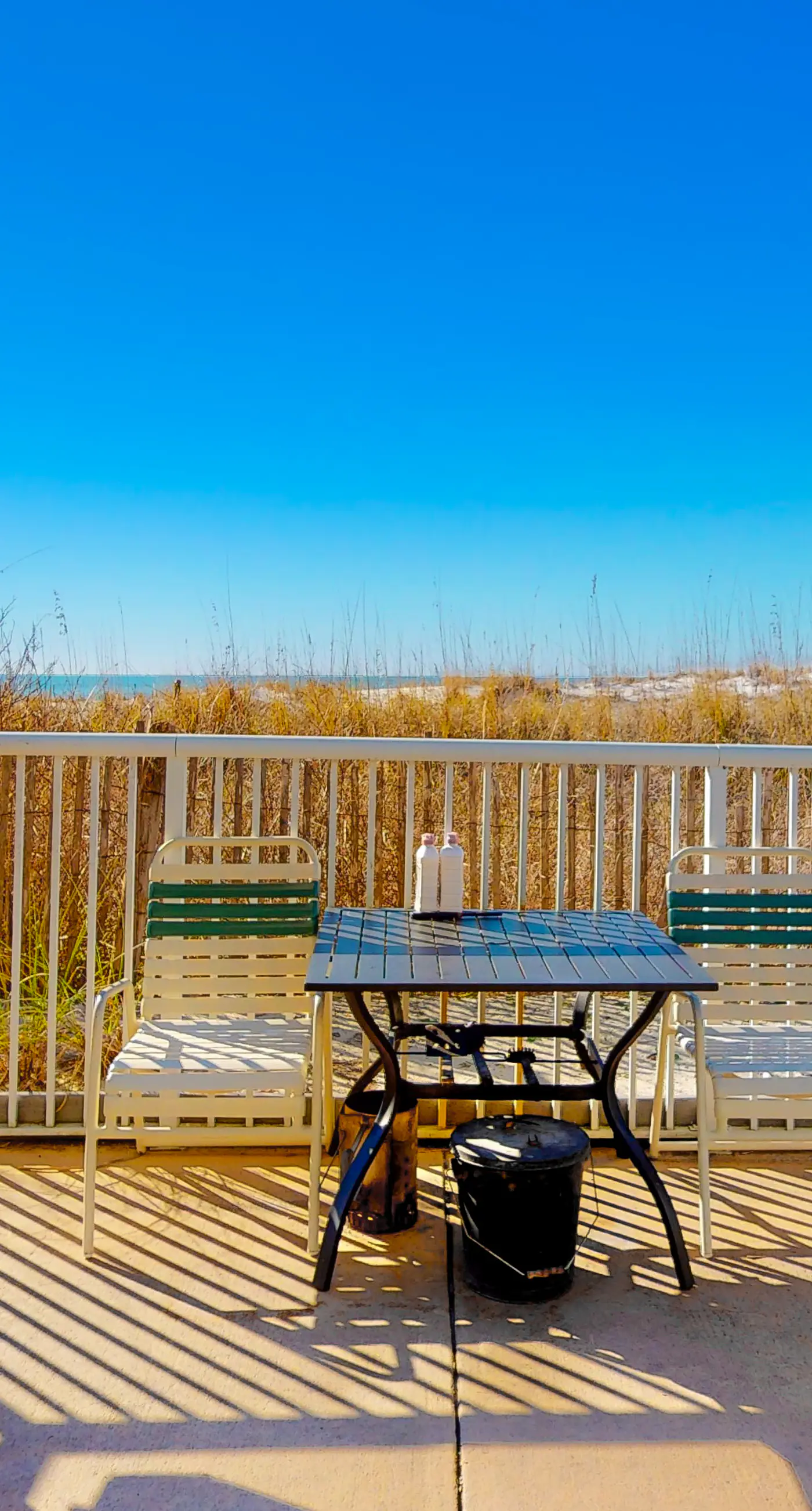 Waters Edge 513