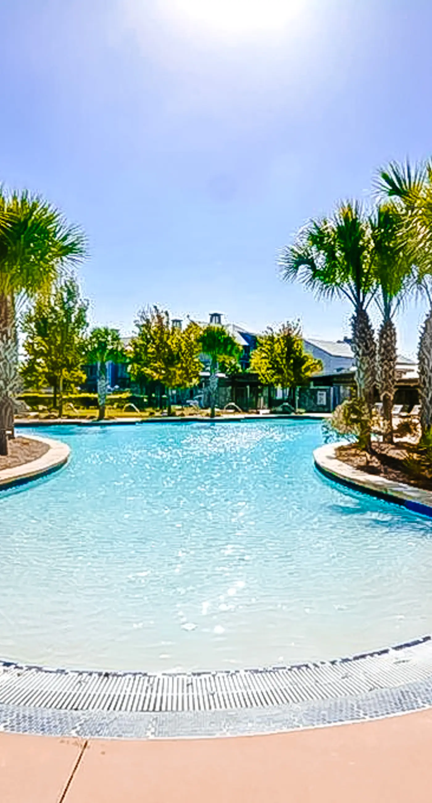 Spacious home steps from the beach with fast WiFi & washer/dryer