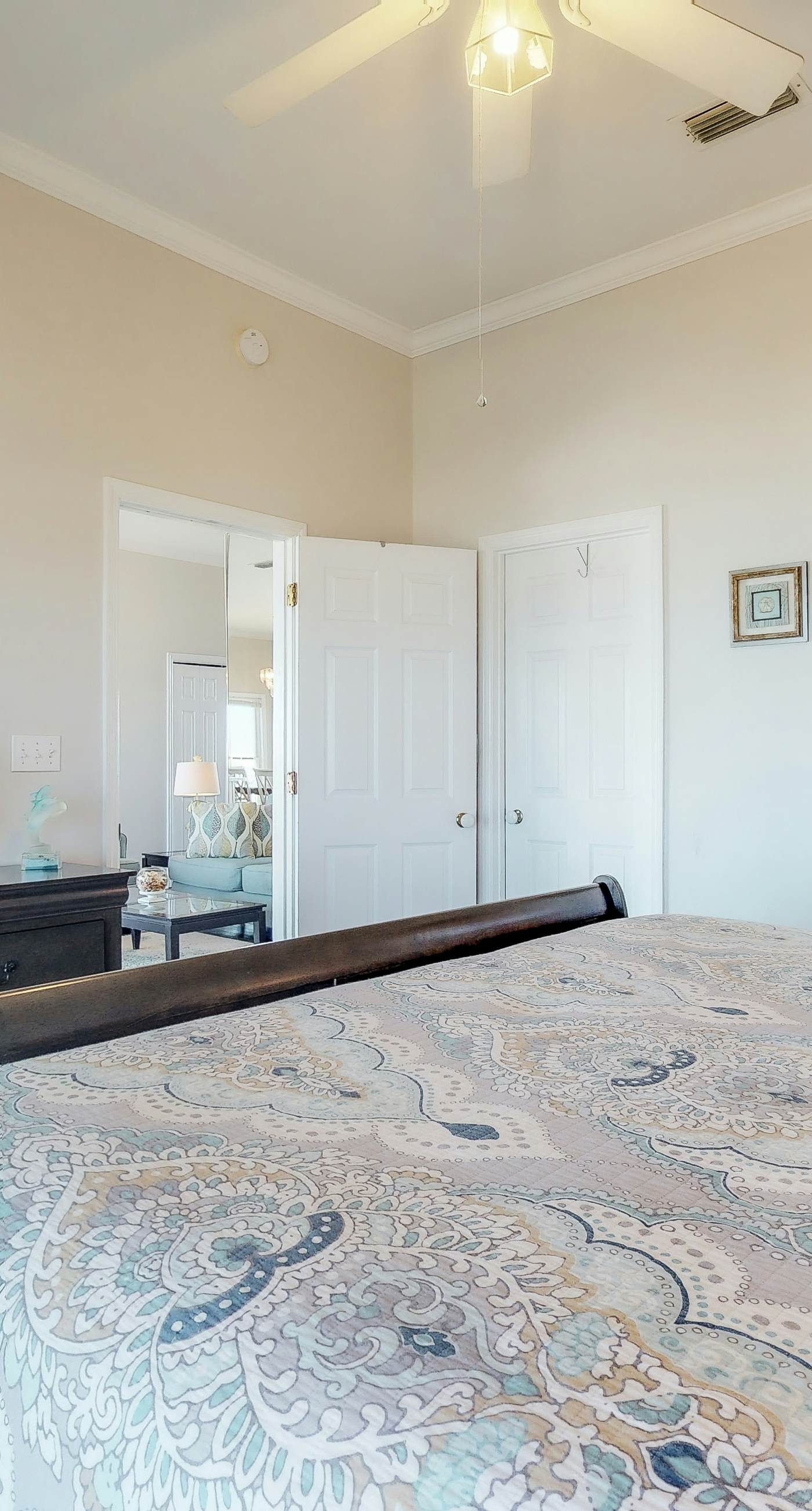 Beachfront dog-friendly home with private hot tub, boardwalk, on-site pools, gym