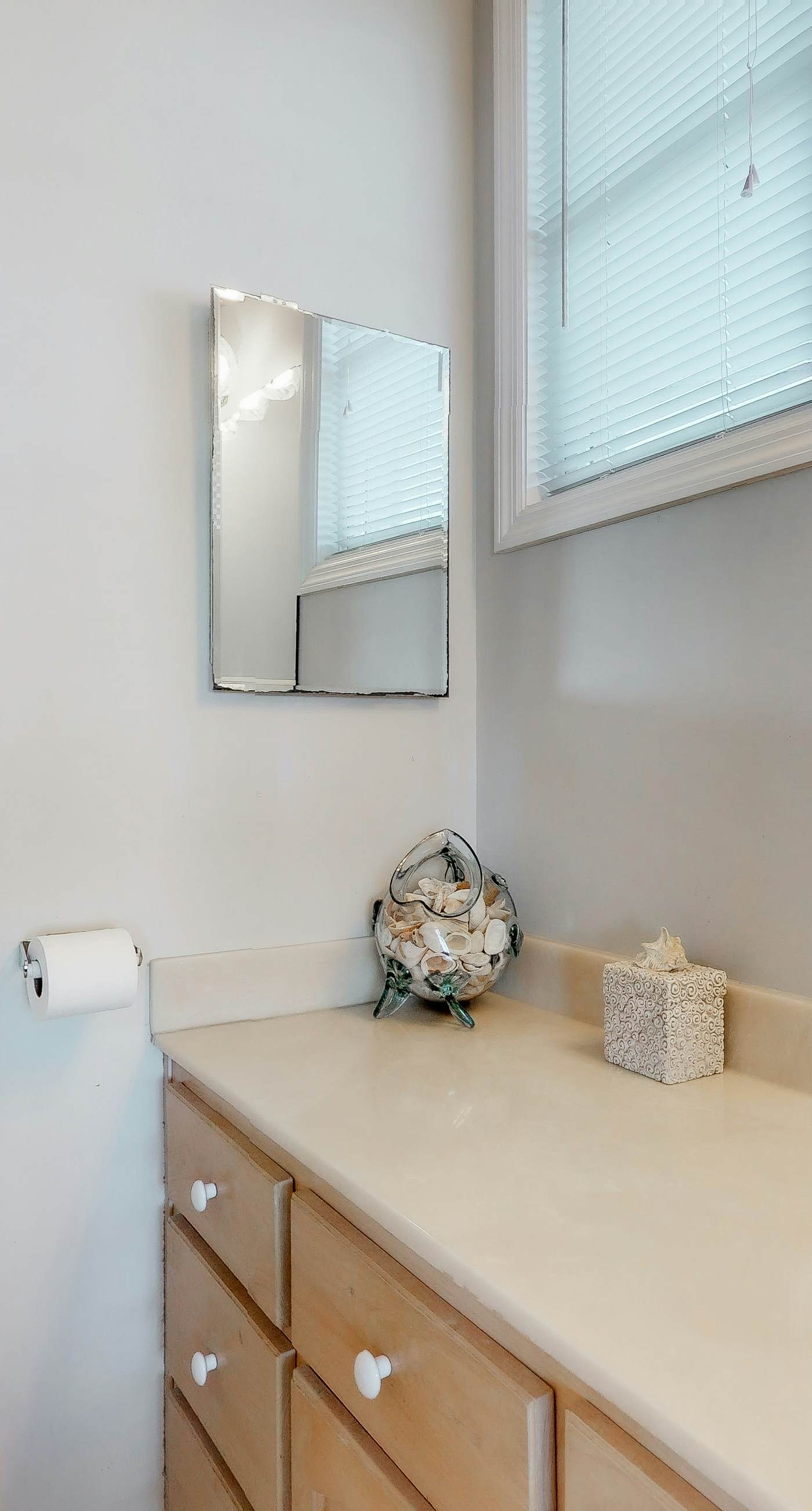 Beachfront dog-friendly home with private hot tub, boardwalk, on-site pools, gym