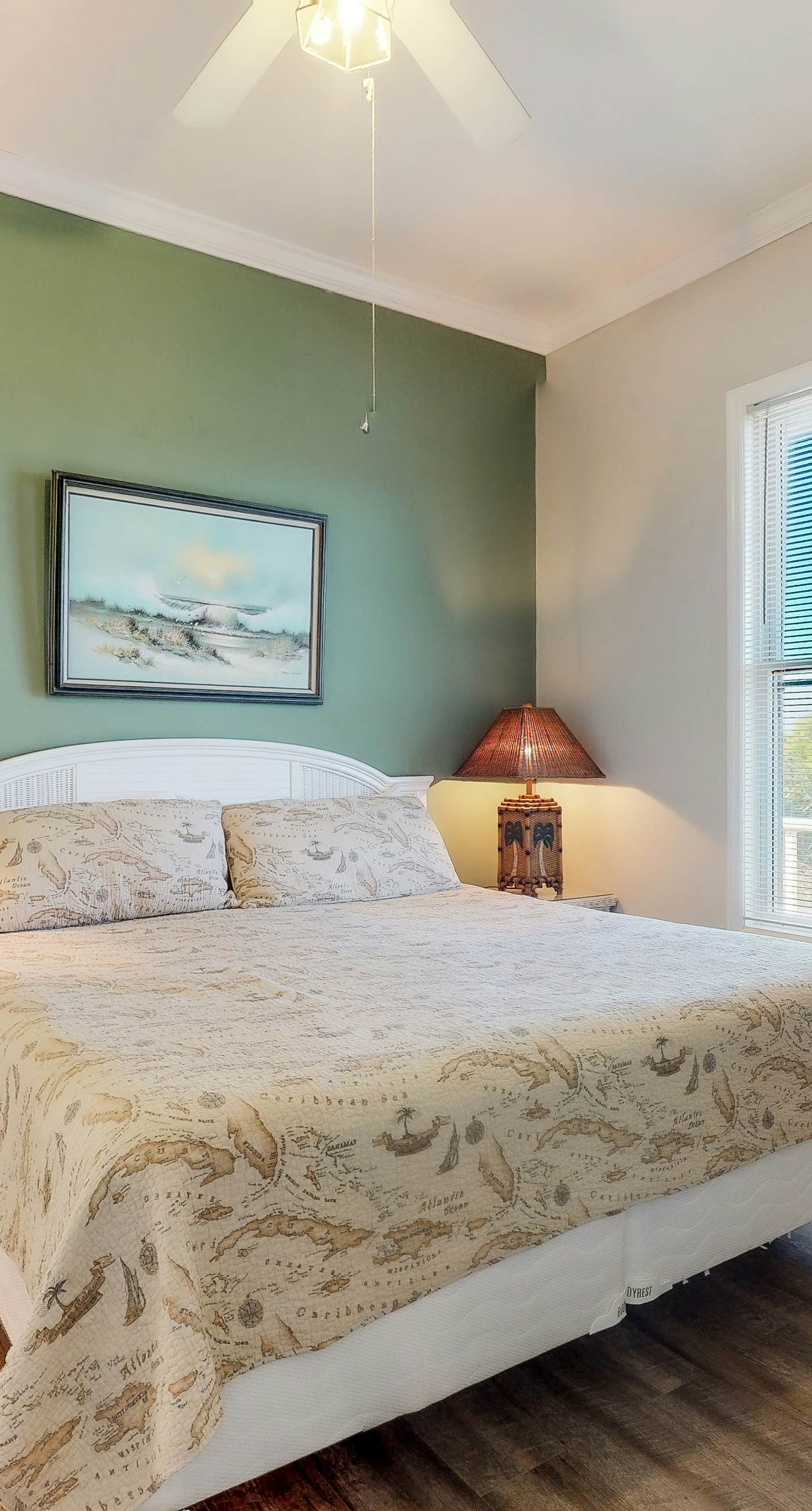 Beachfront dog-friendly home with private hot tub, boardwalk, on-site pools, gym