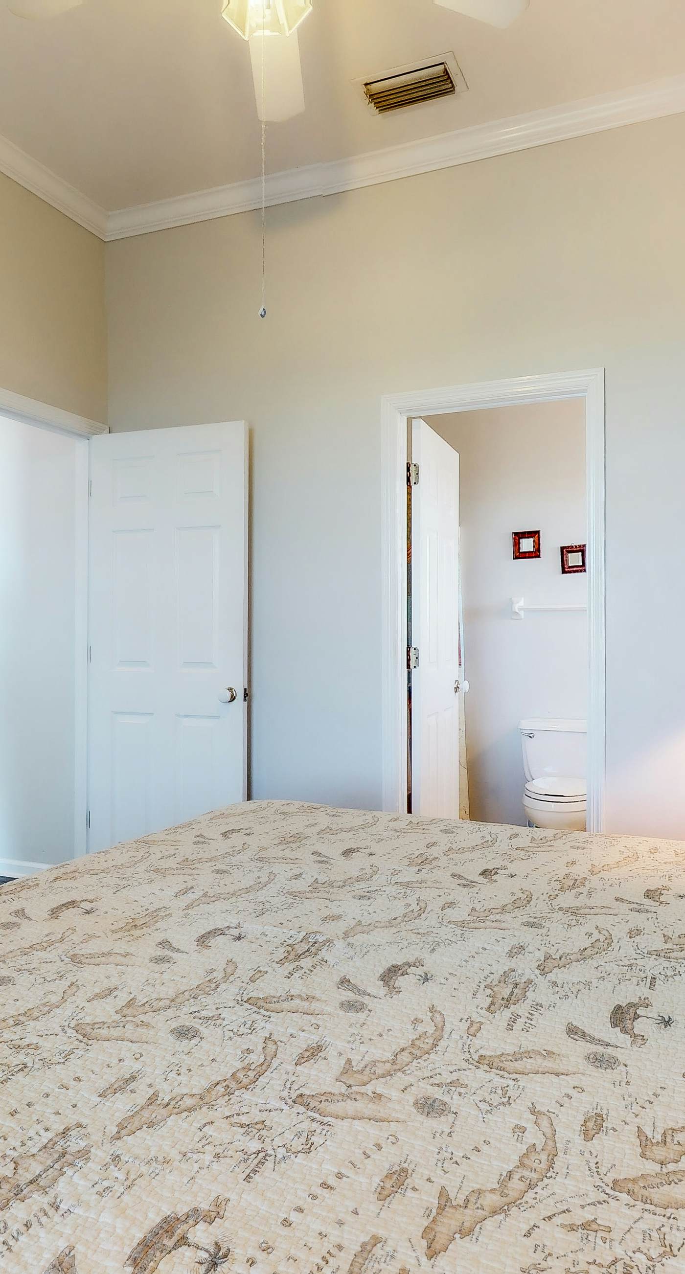 Beachfront dog-friendly home with private hot tub, boardwalk, on-site pools, gym