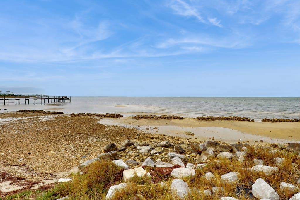 Gorgeous coastal home with plenty of space and easy beach access