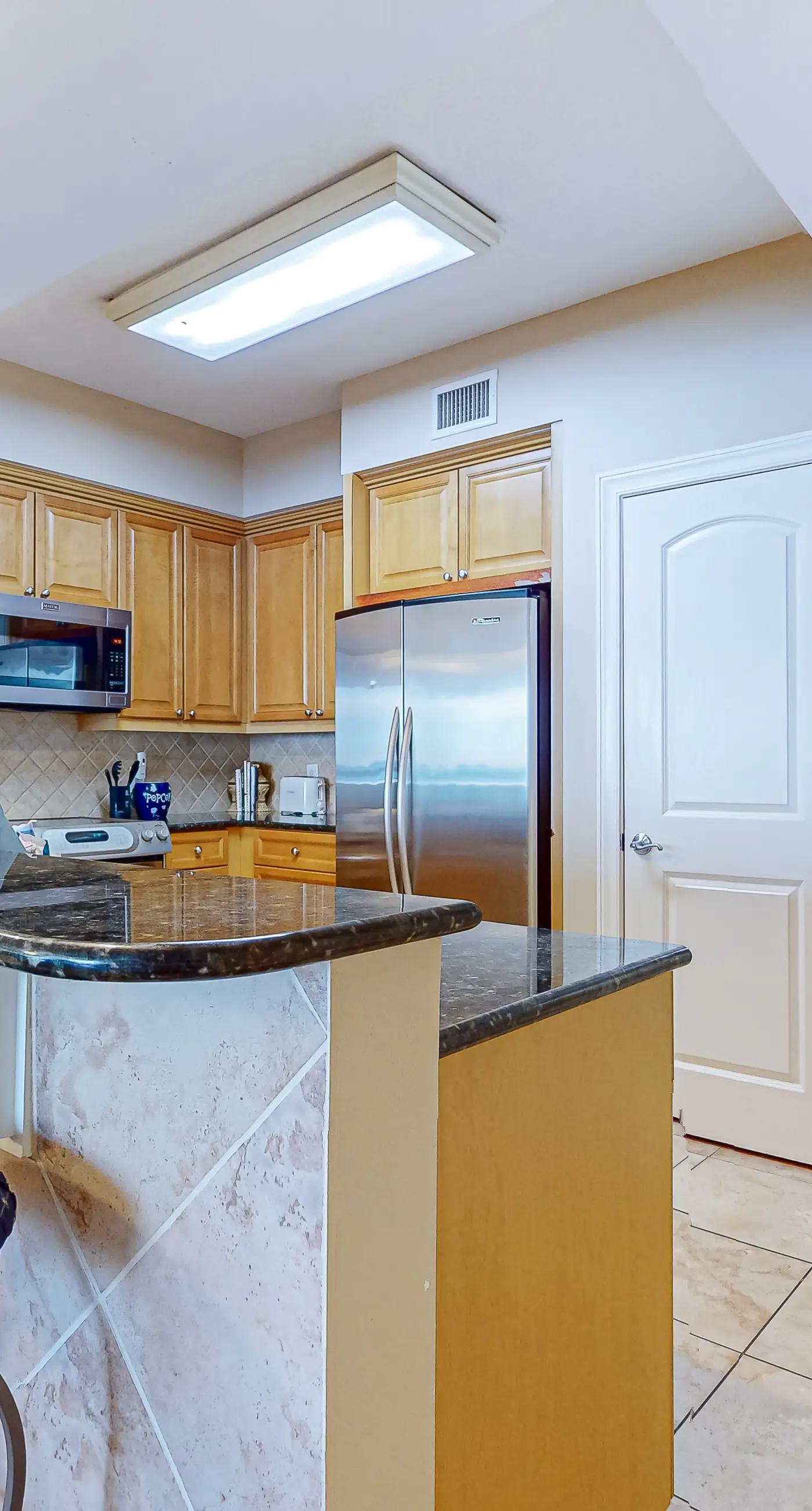 Gulf Front 4BR | Balcony | Pool | Hot Tub | W/D