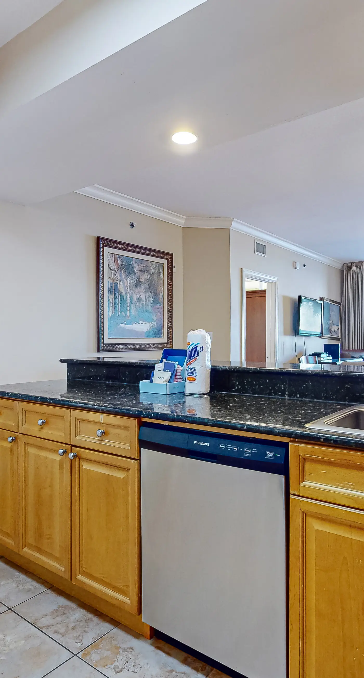 Gulf Front 4BR | Balcony | Pool | Hot Tub | W/D