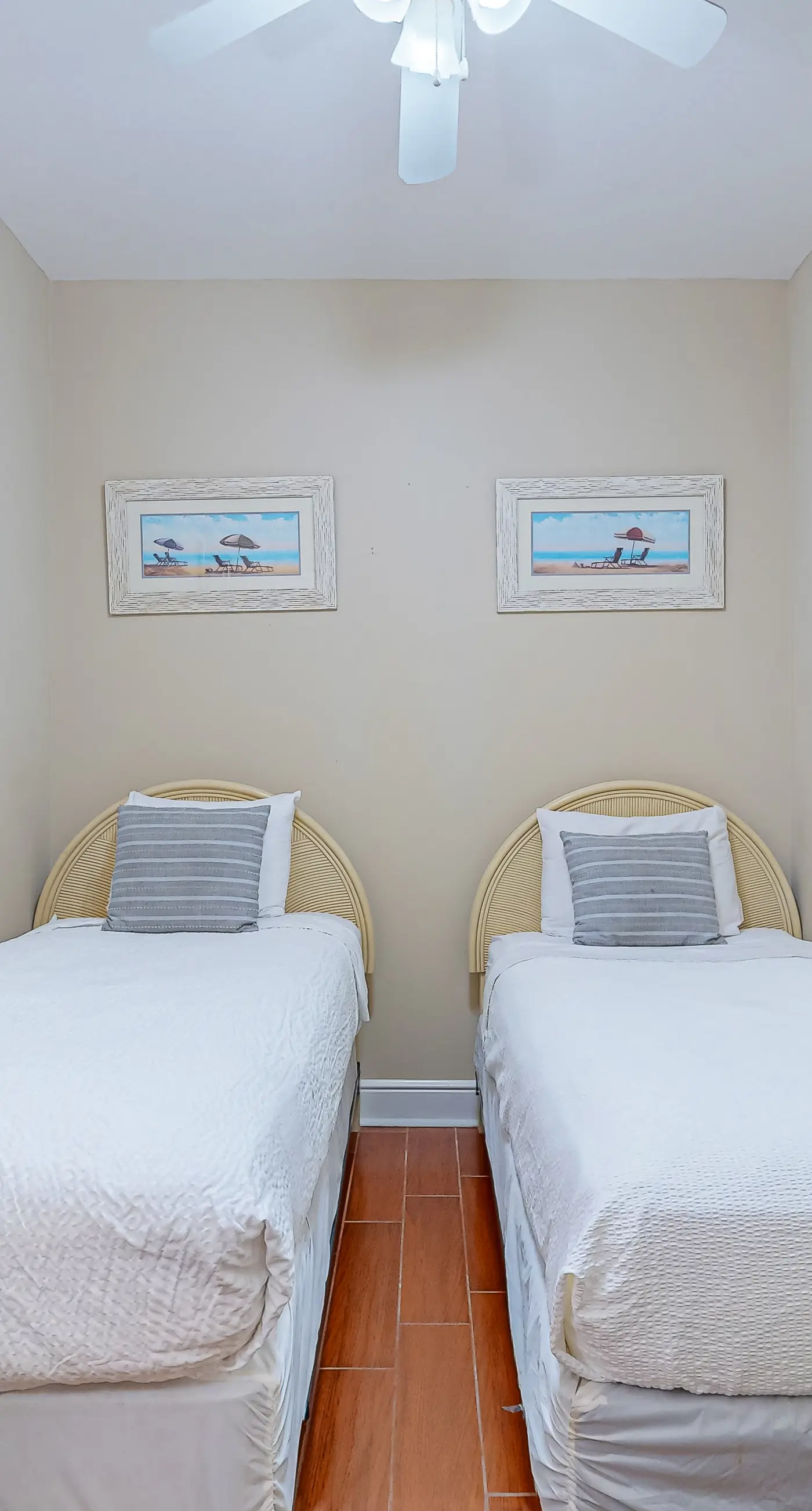 Gulf Front 4BR | Balcony | Pool | Hot Tub | W/D