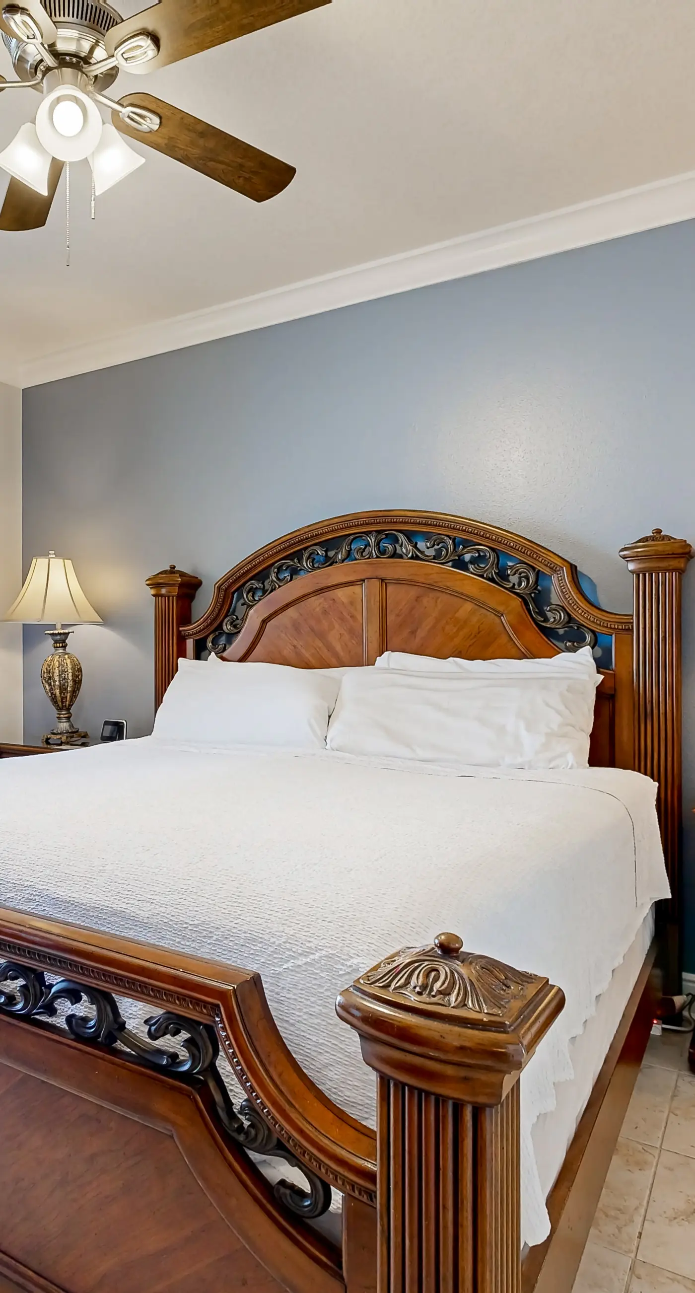 Gorgeous Gulf Front Condo Pools Onsite, Nearby Activities, Shops, Restaurants!