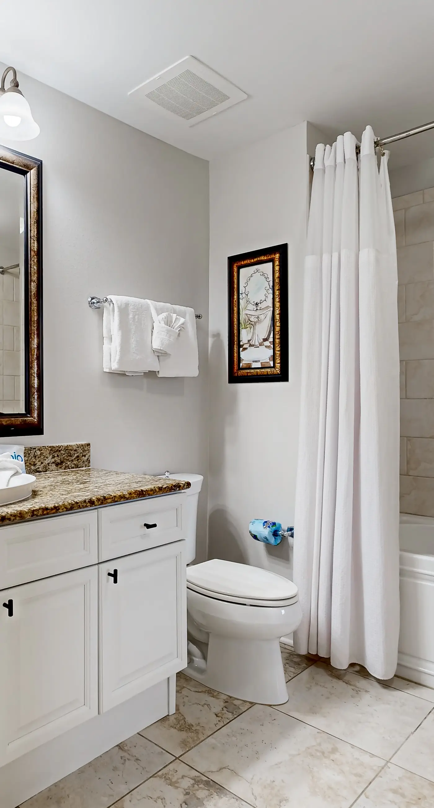 Gorgeous Gulf Front Condo Pools Onsite, Nearby Activities, Shops, Restaurants!