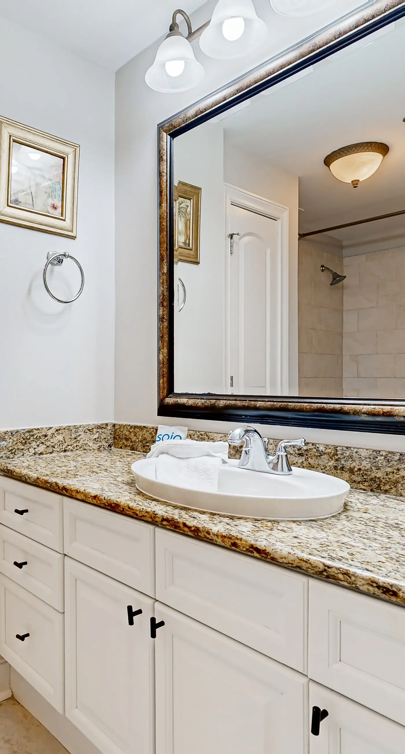 Gorgeous Gulf Front Condo Pools Onsite, Nearby Activities, Shops, Restaurants!