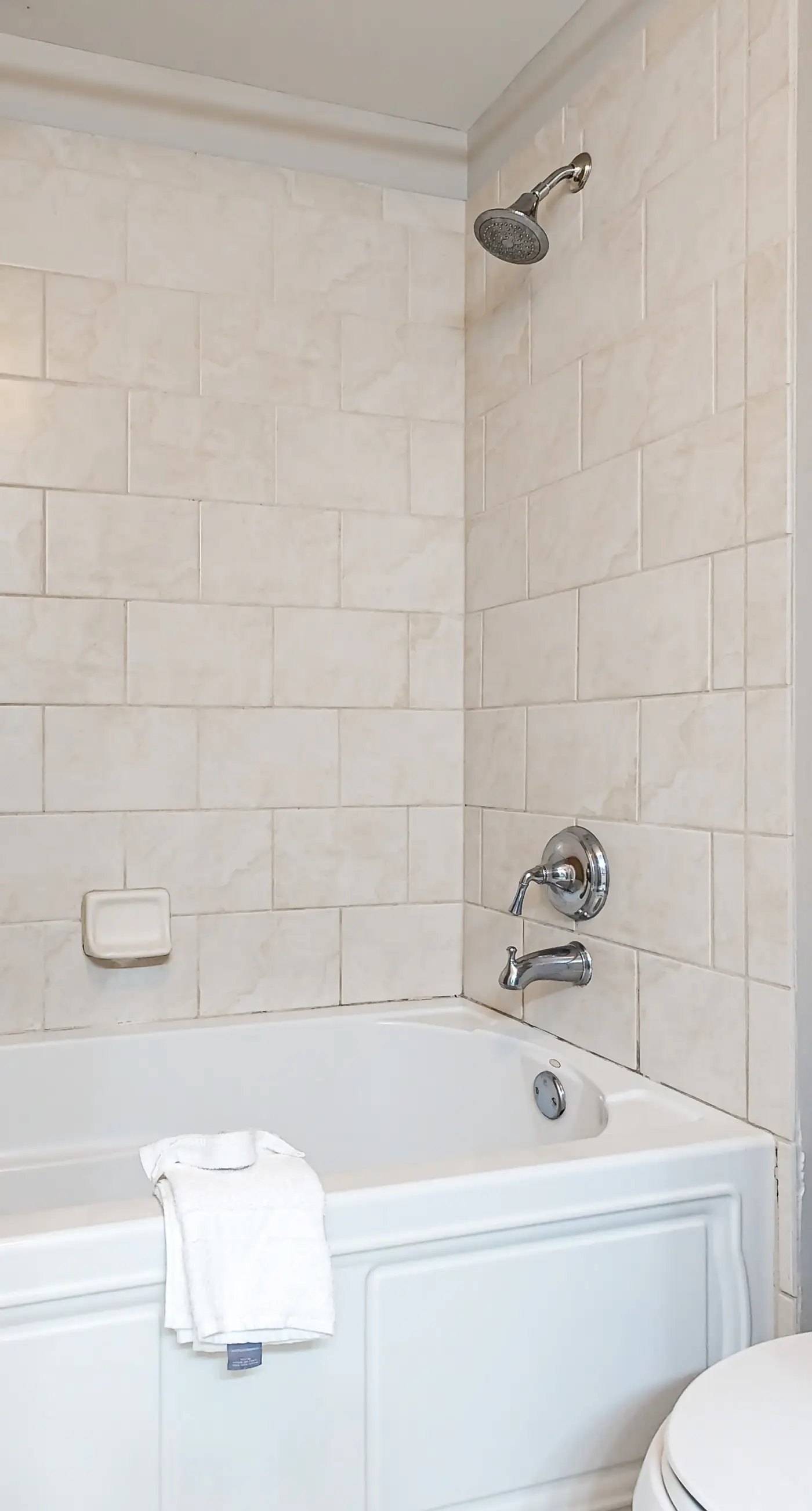 Gorgeous Gulf Front Condo Pools Onsite, Nearby Activities, Shops, Restaurants!