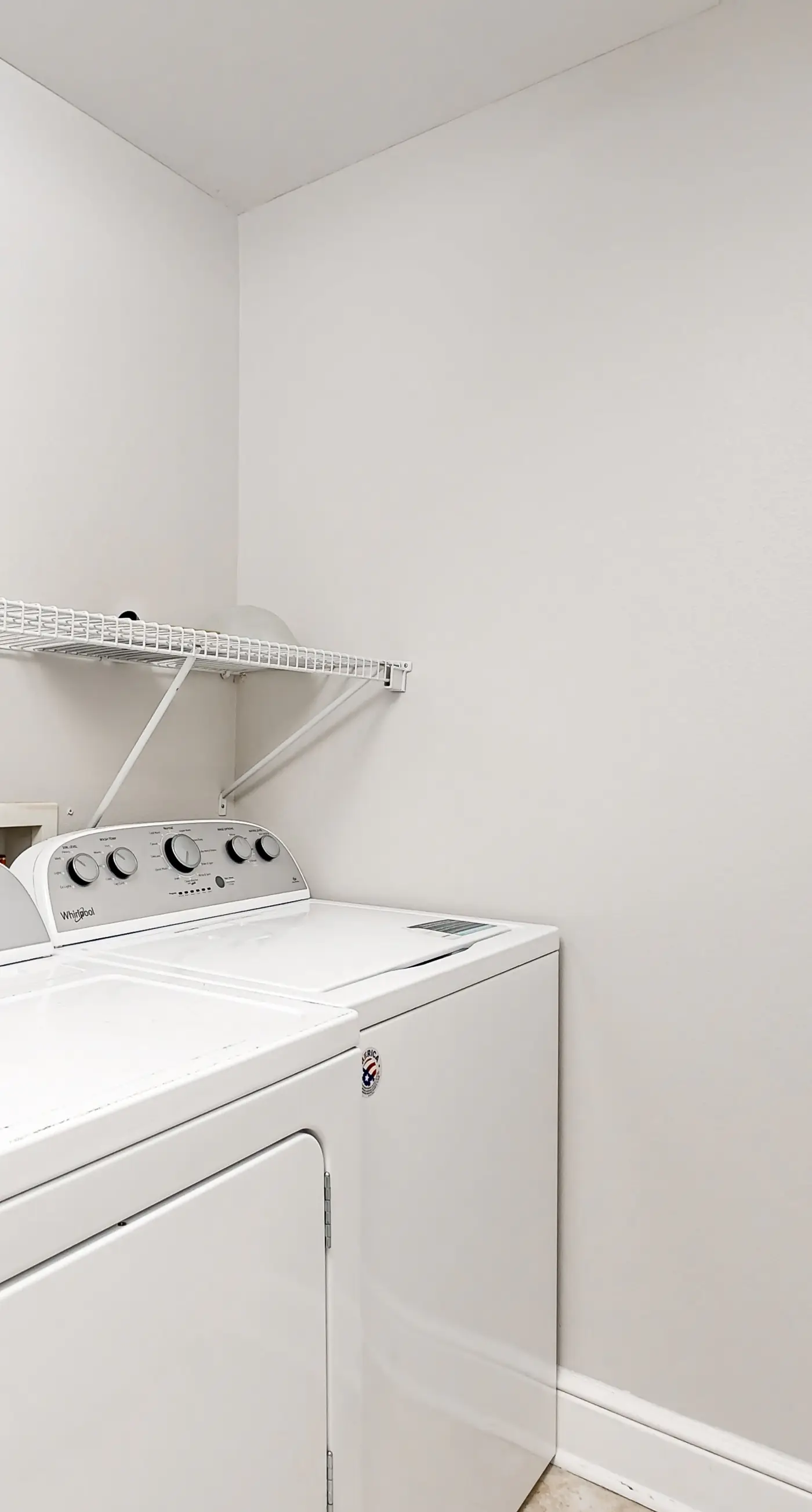 Gorgeous Gulf Front Condo Pools Onsite, Nearby Activities, Shops, Restaurants!