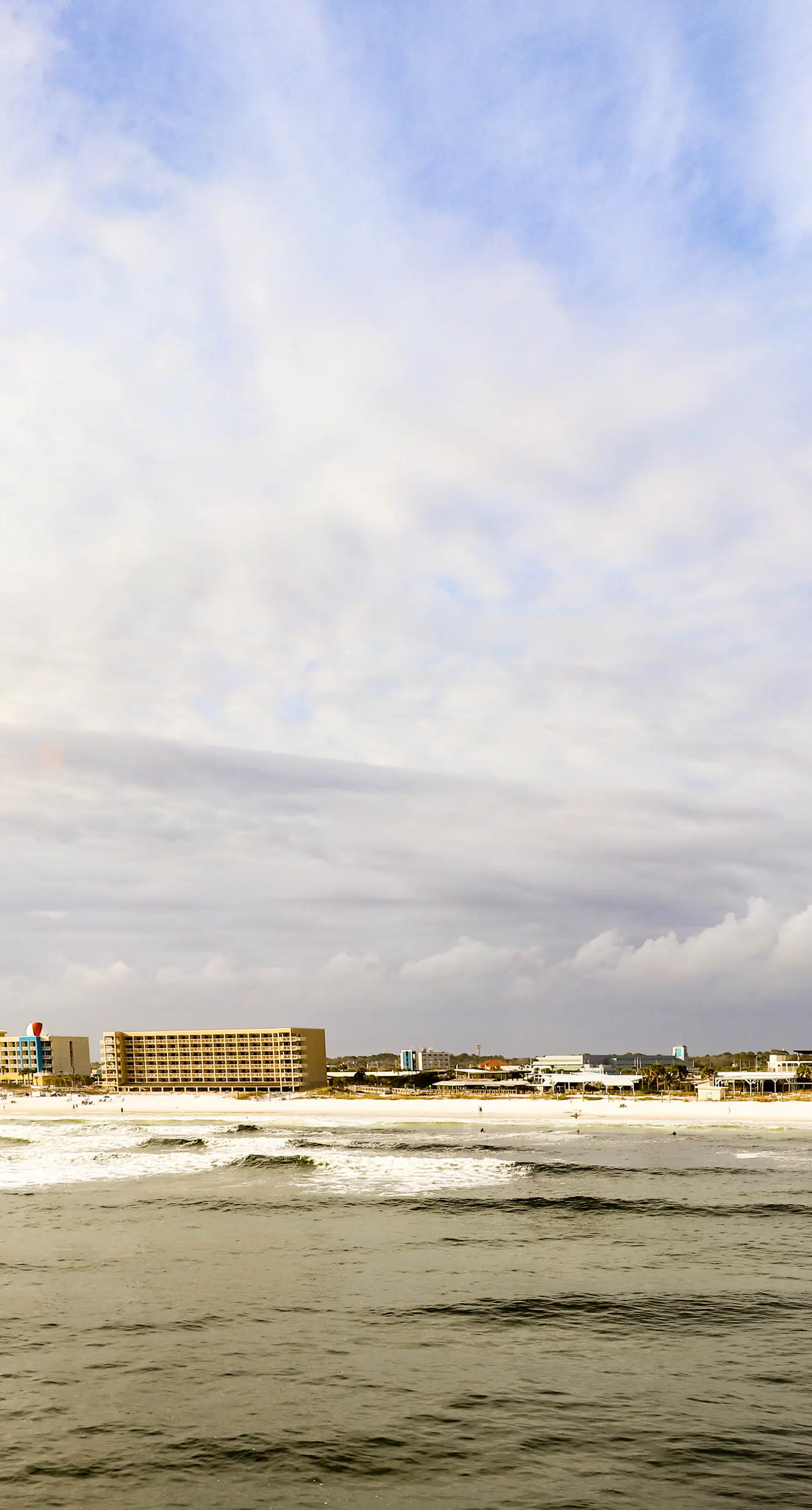 Gorgeous Gulf Front Condo Pools Onsite, Nearby Activities, Shops, Restaurants!