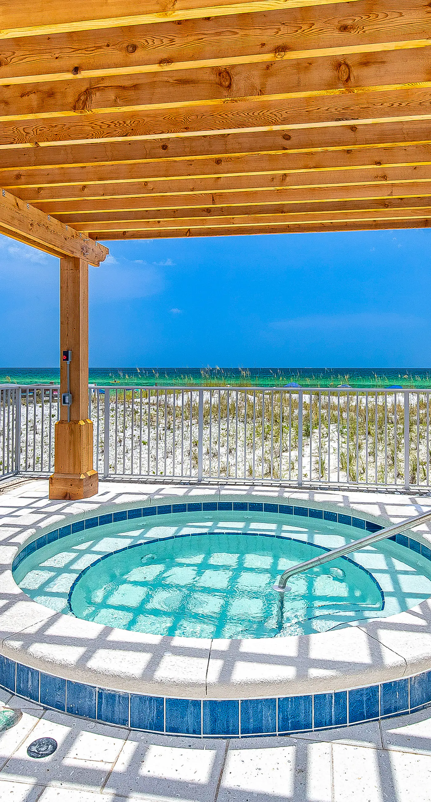 Third-floor, Gulf-view condo with pool and hot tub access, central AC, & W&D