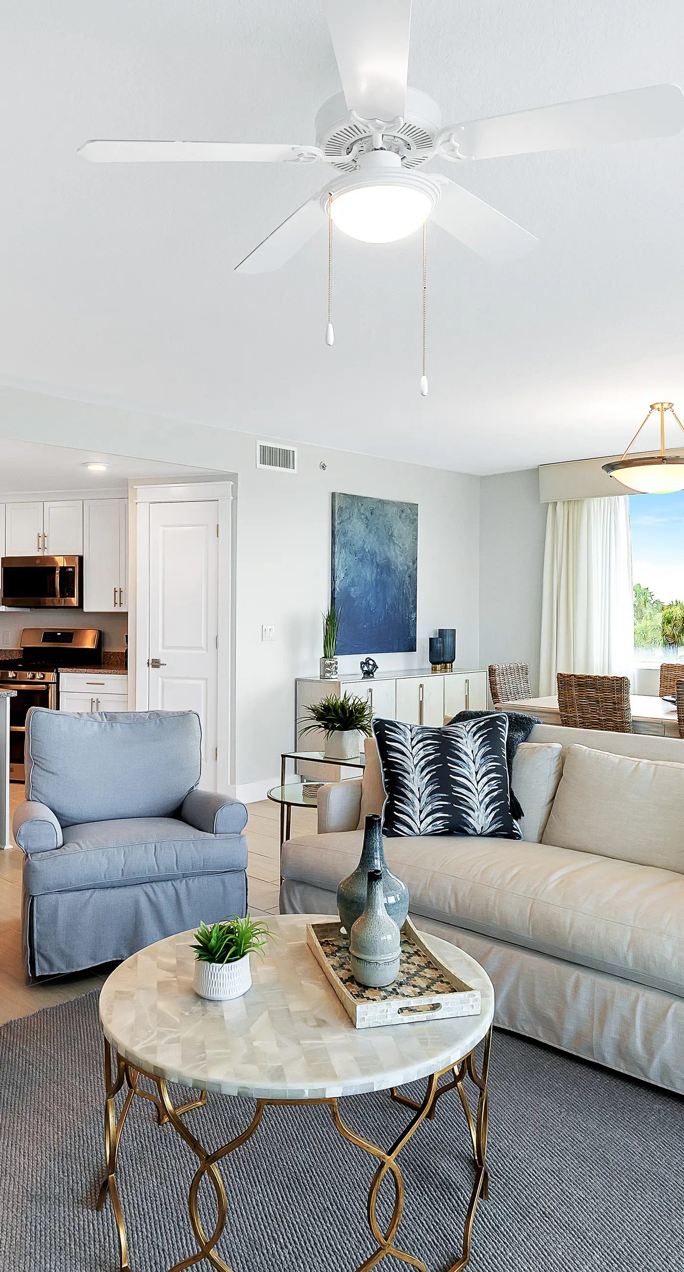 Third-floor, Gulf-view condo with pool and hot tub access, central AC, & W&D