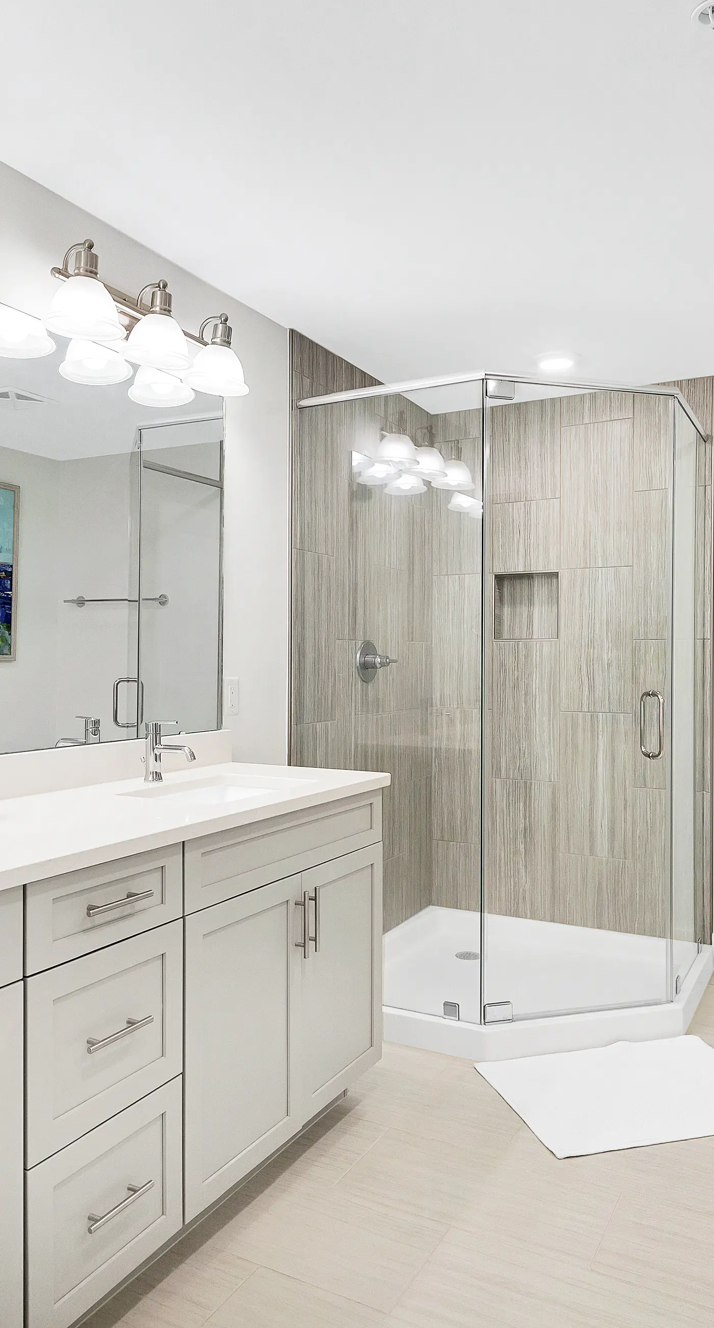 Third-floor, Gulf-view condo with pool and hot tub access, central AC, & W&D