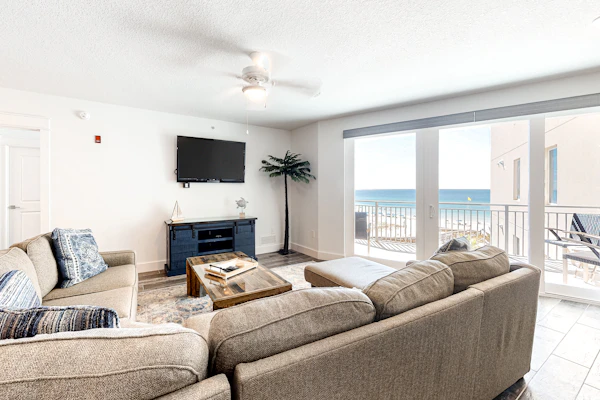 Blu Condos 400