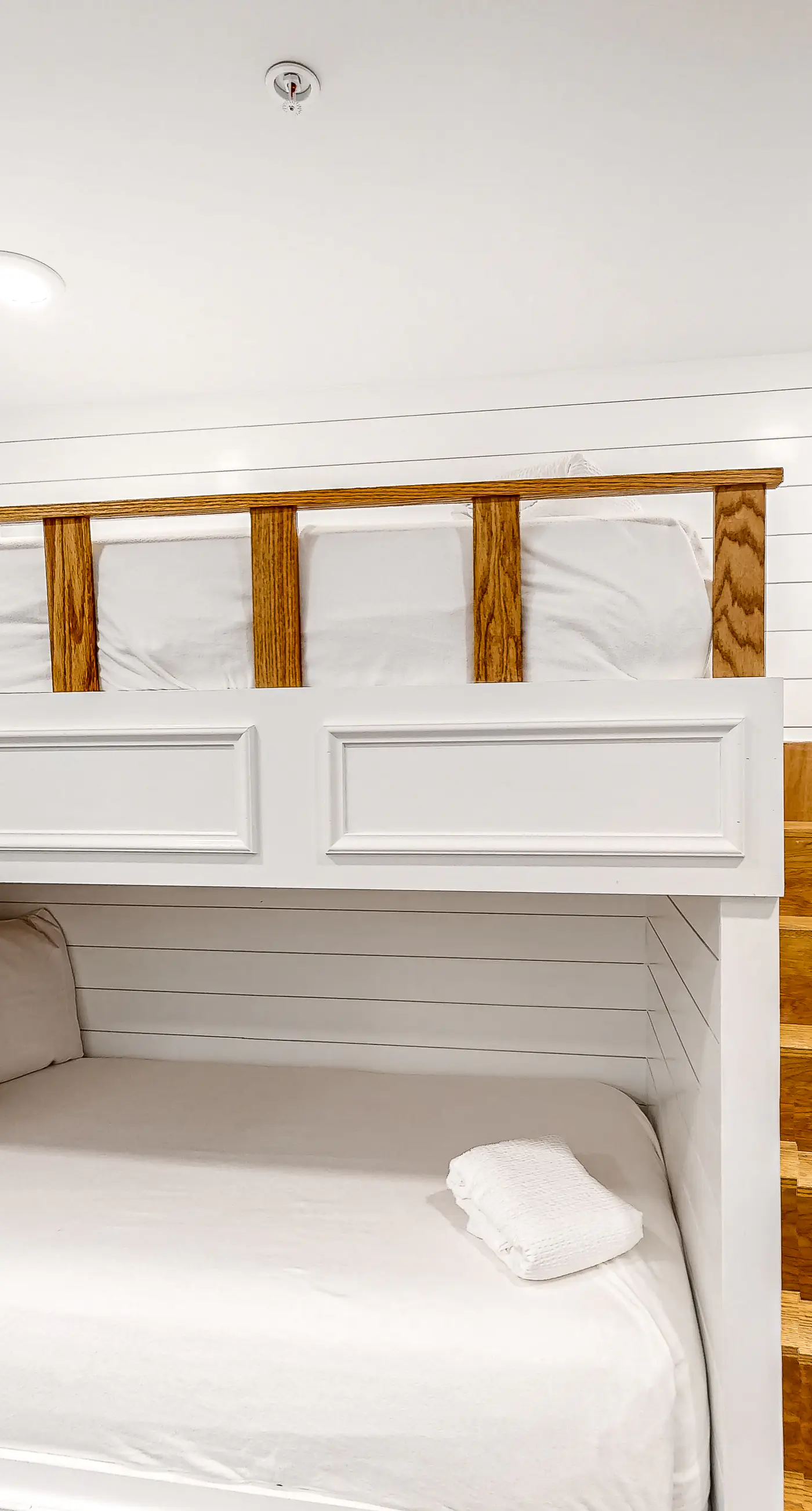 Blu 400 - Spacious, gulf-front condo with resort amenities -  near restaurants