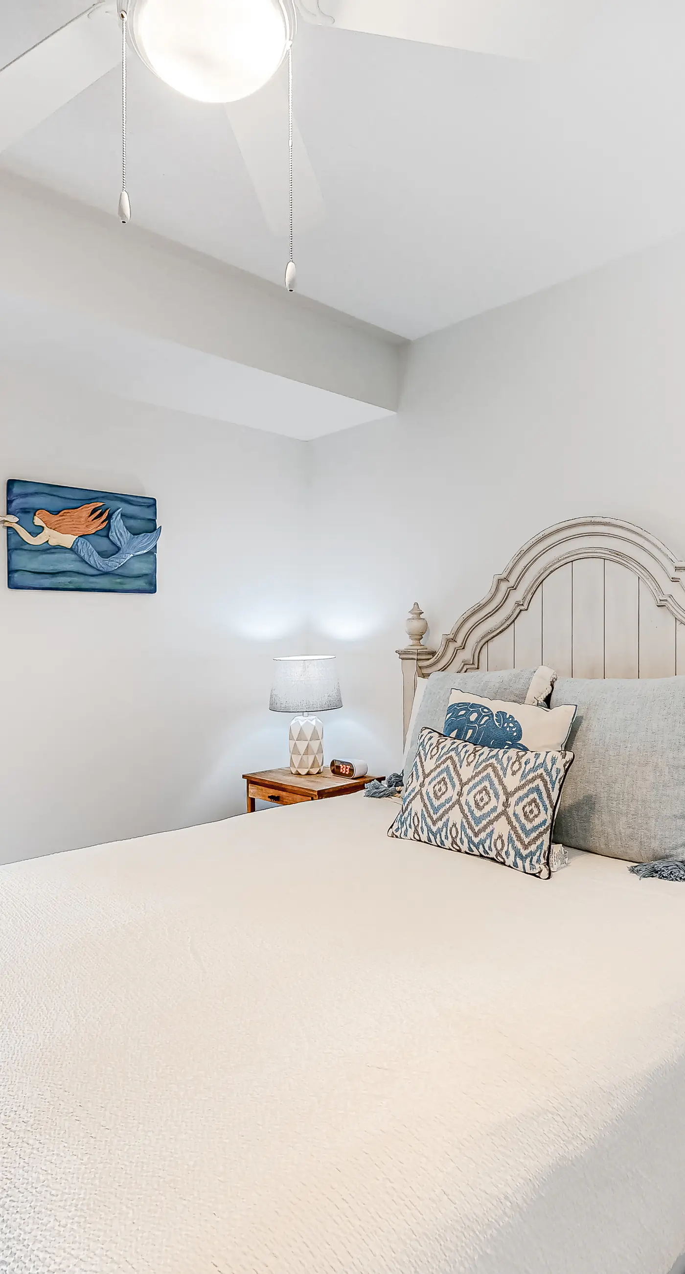 Blu 400 - Spacious, gulf-front condo with resort amenities -  near restaurants