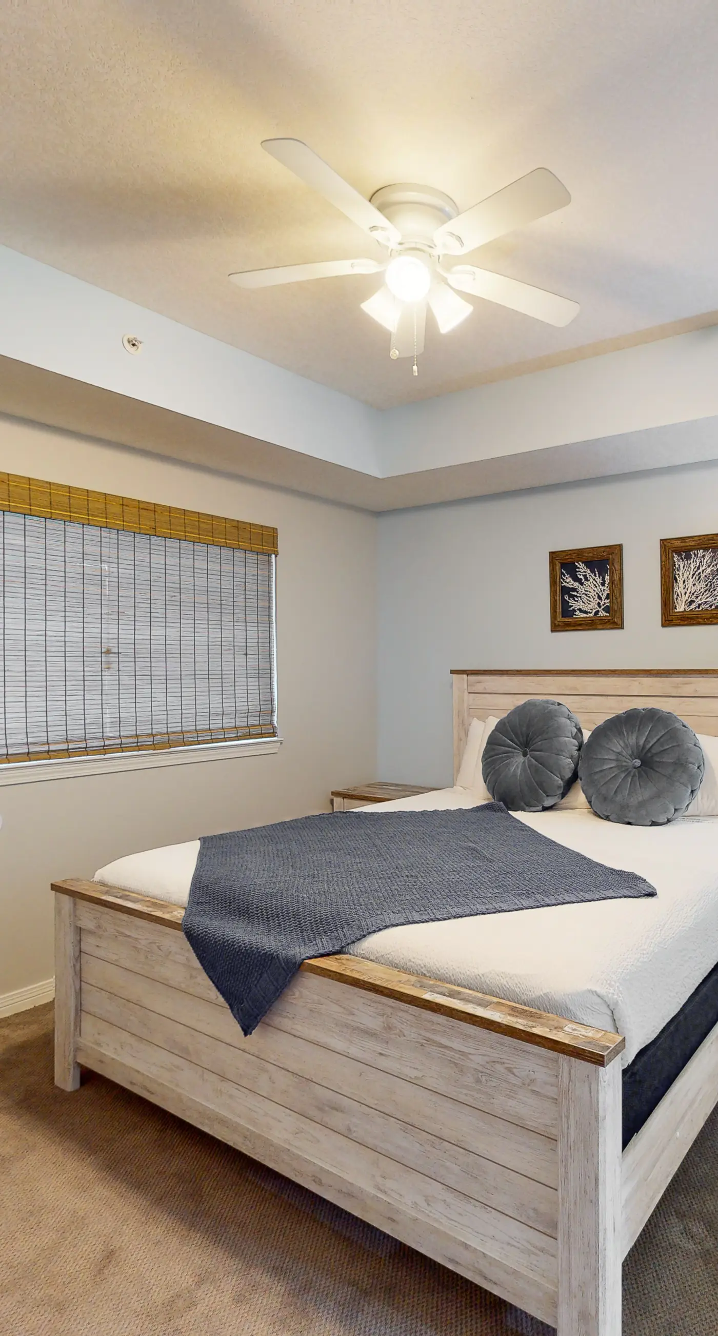 Destin West Gulfside 207 - 2nd-floor condo with partial Gulf view & beach service - near Shopping&Dining