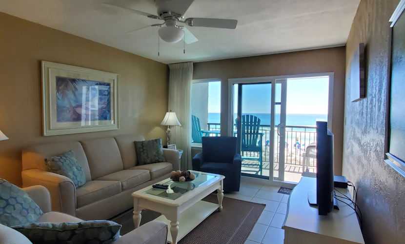 Island Echos 3G. Ocean view condo steps from the sand with balcony, pool & tennis