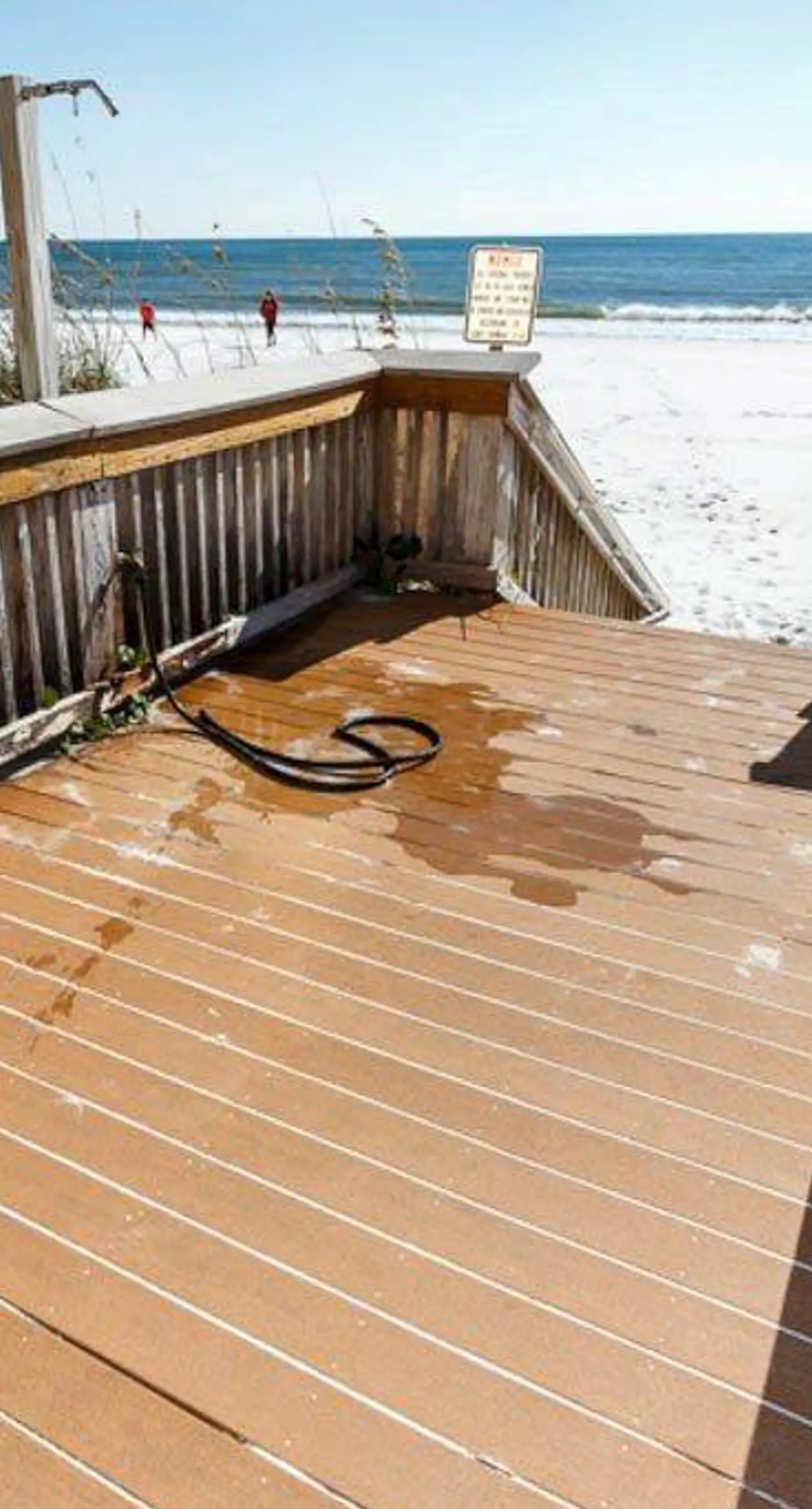 Island Echos 3G. Ocean view condo steps from the sand with balcony, pool & tennis