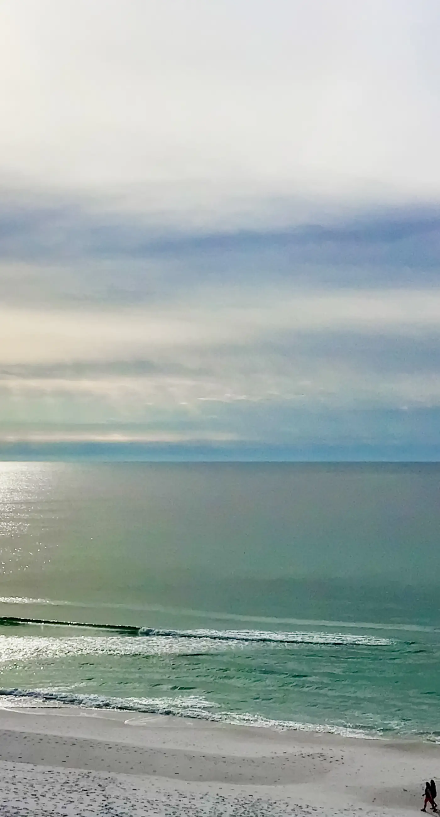 Island Echos 3G. Ocean view condo steps from the sand with balcony, pool & tennis