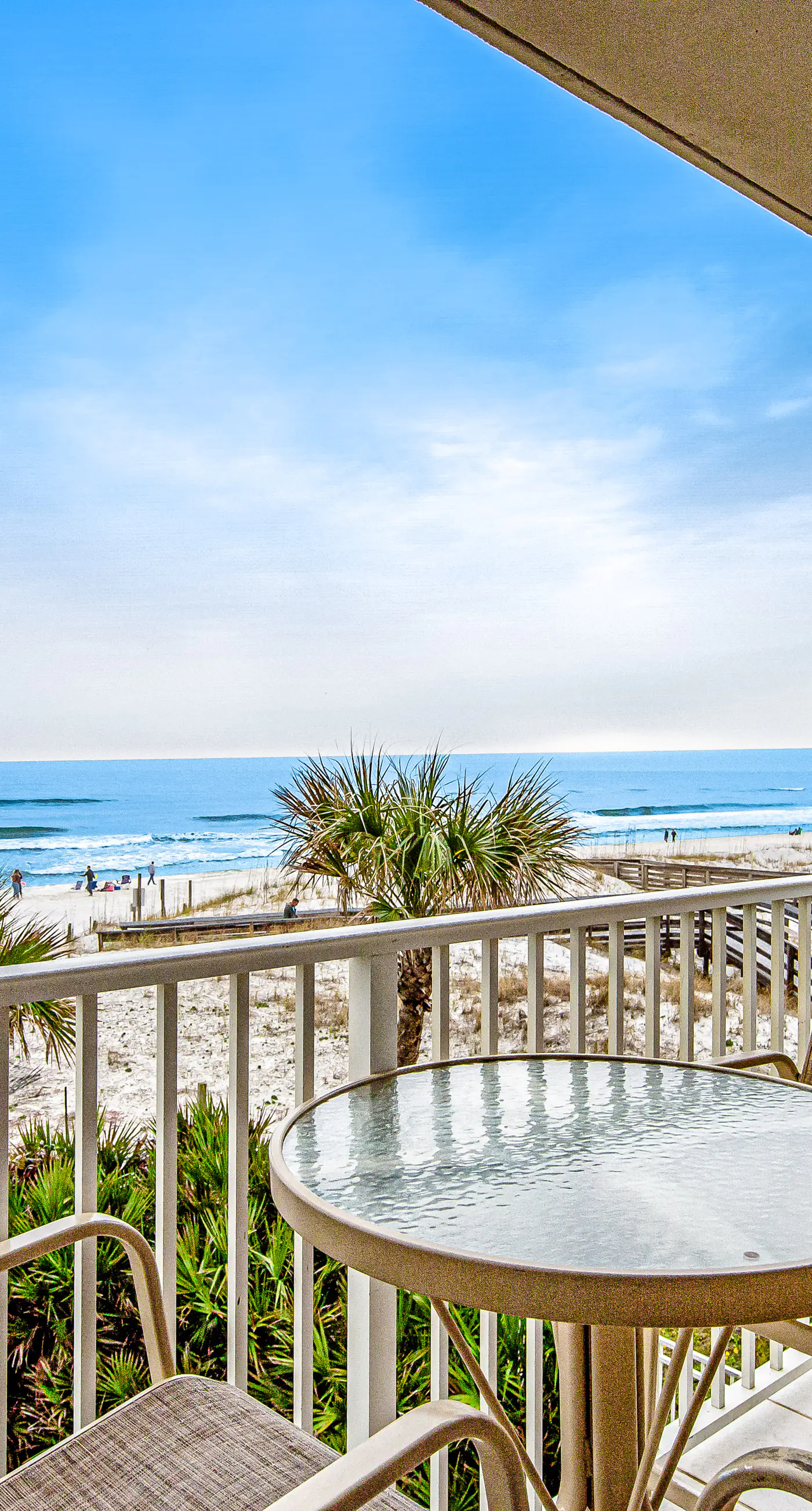 Island Princess 316- Third-floor, oceanfront condo with pool, hot tub & fast WiFi