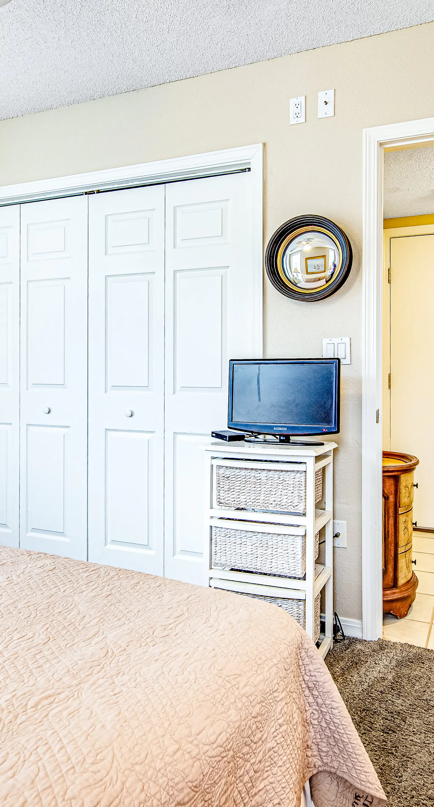 Island Princess 316- Third-floor, oceanfront condo with pool, hot tub & fast WiFi