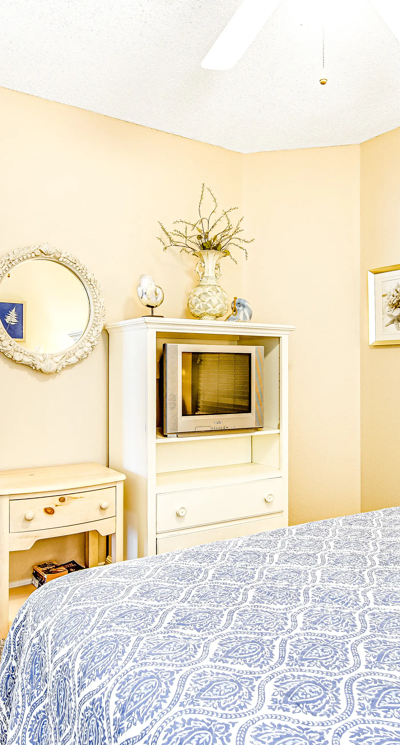 Island Princess 316- Third-floor, oceanfront condo with pool, hot tub & fast WiFi