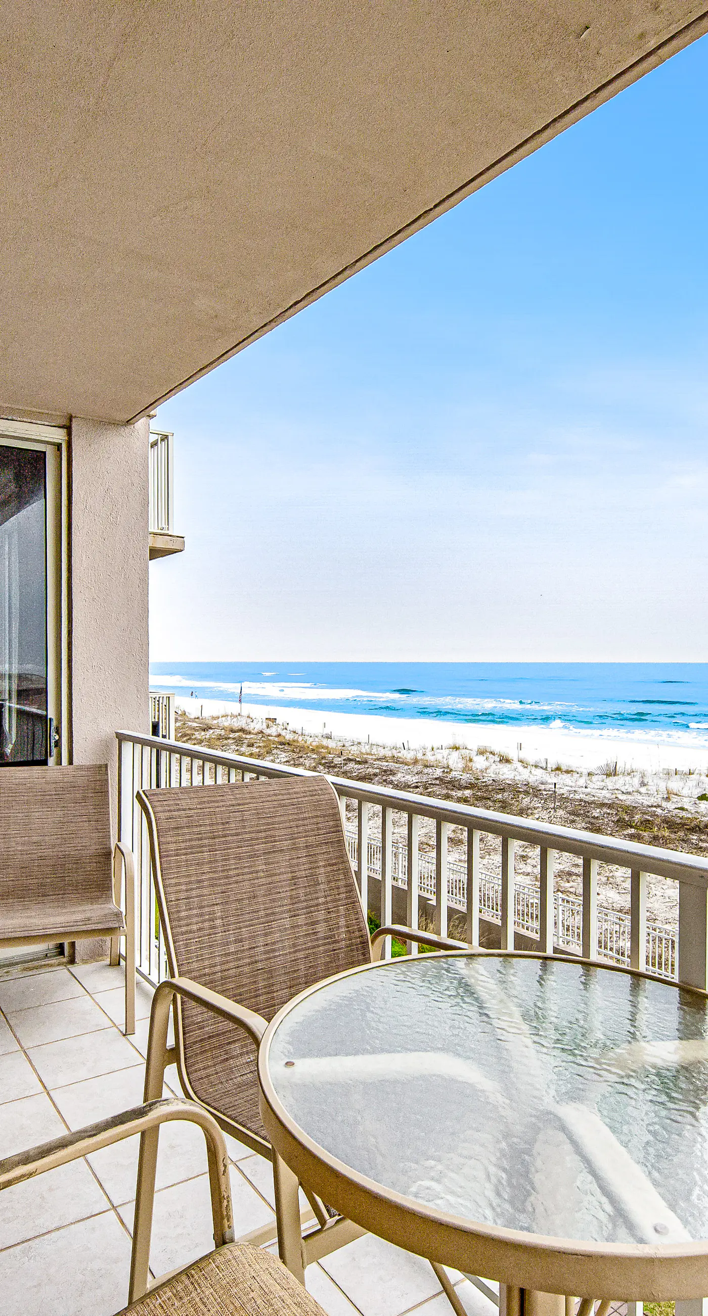 Island Princess 316- Third-floor, oceanfront condo with pool, hot tub & fast WiFi