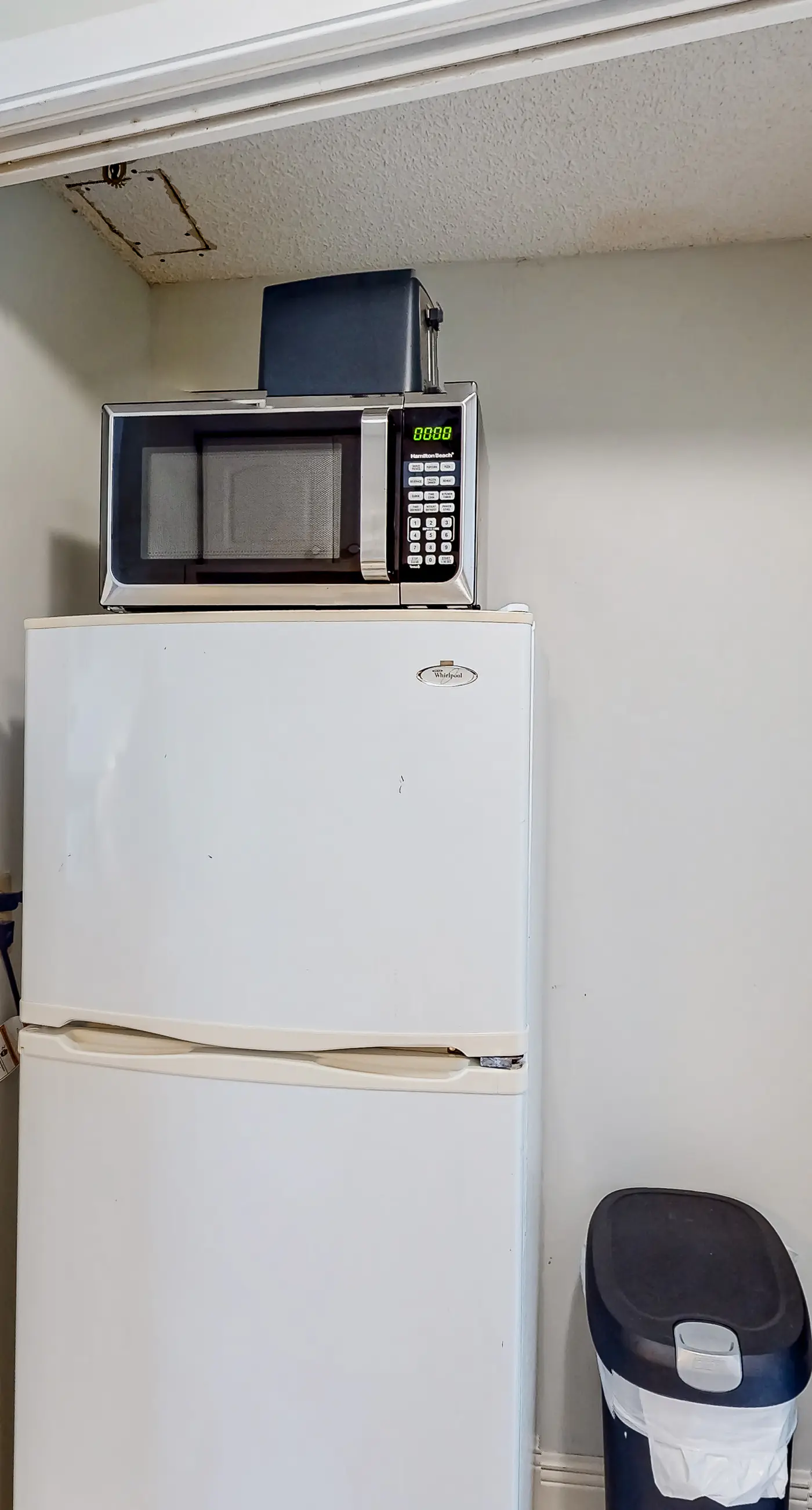 Bayfront studio with pools and dock - Snowbird-friendly