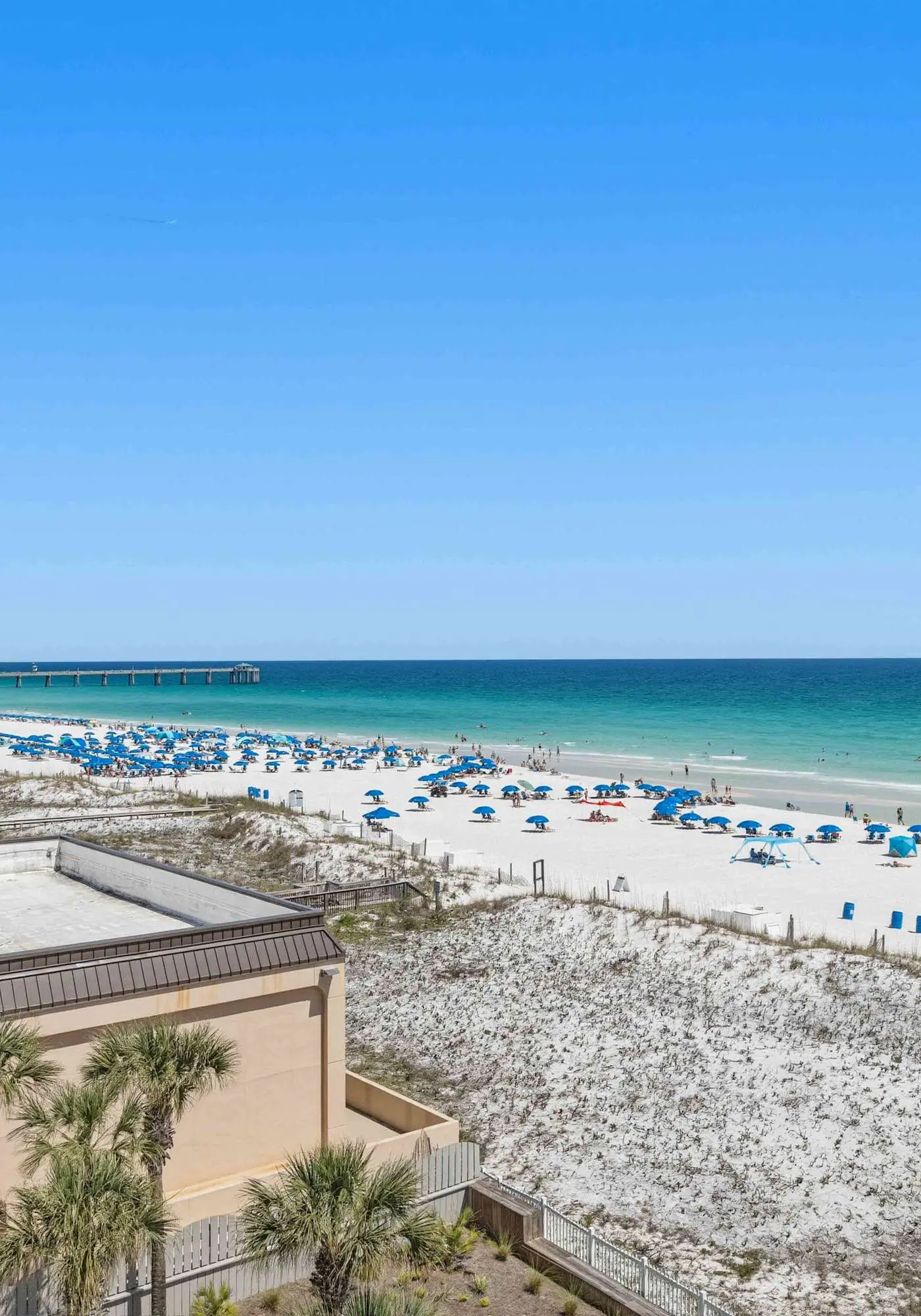Lovely and Convenient Home In Beachfront Complex w/Shared Pool, WiFi, AC, & W/D